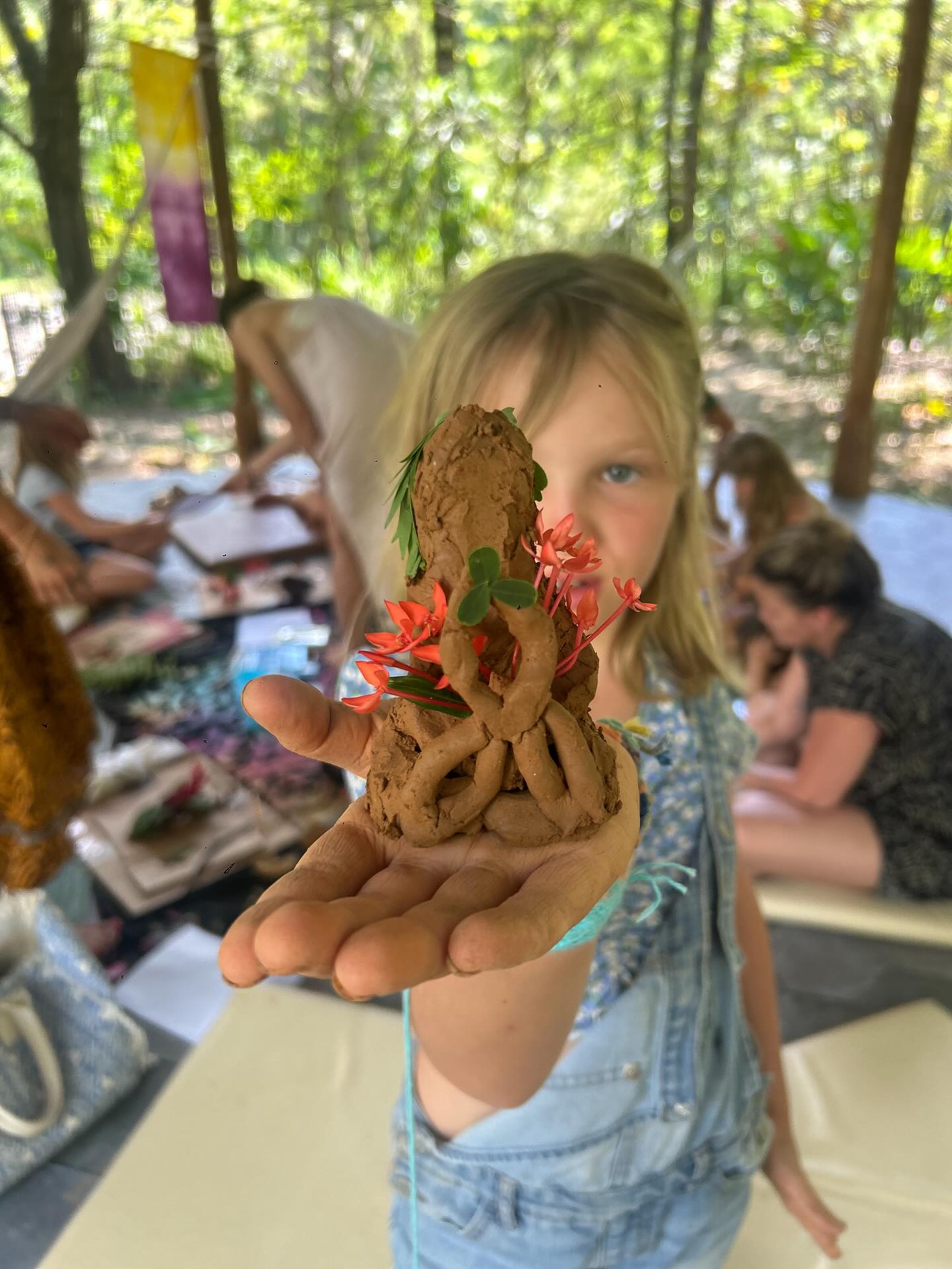 weaving together nature, art and children. we are all one 💫