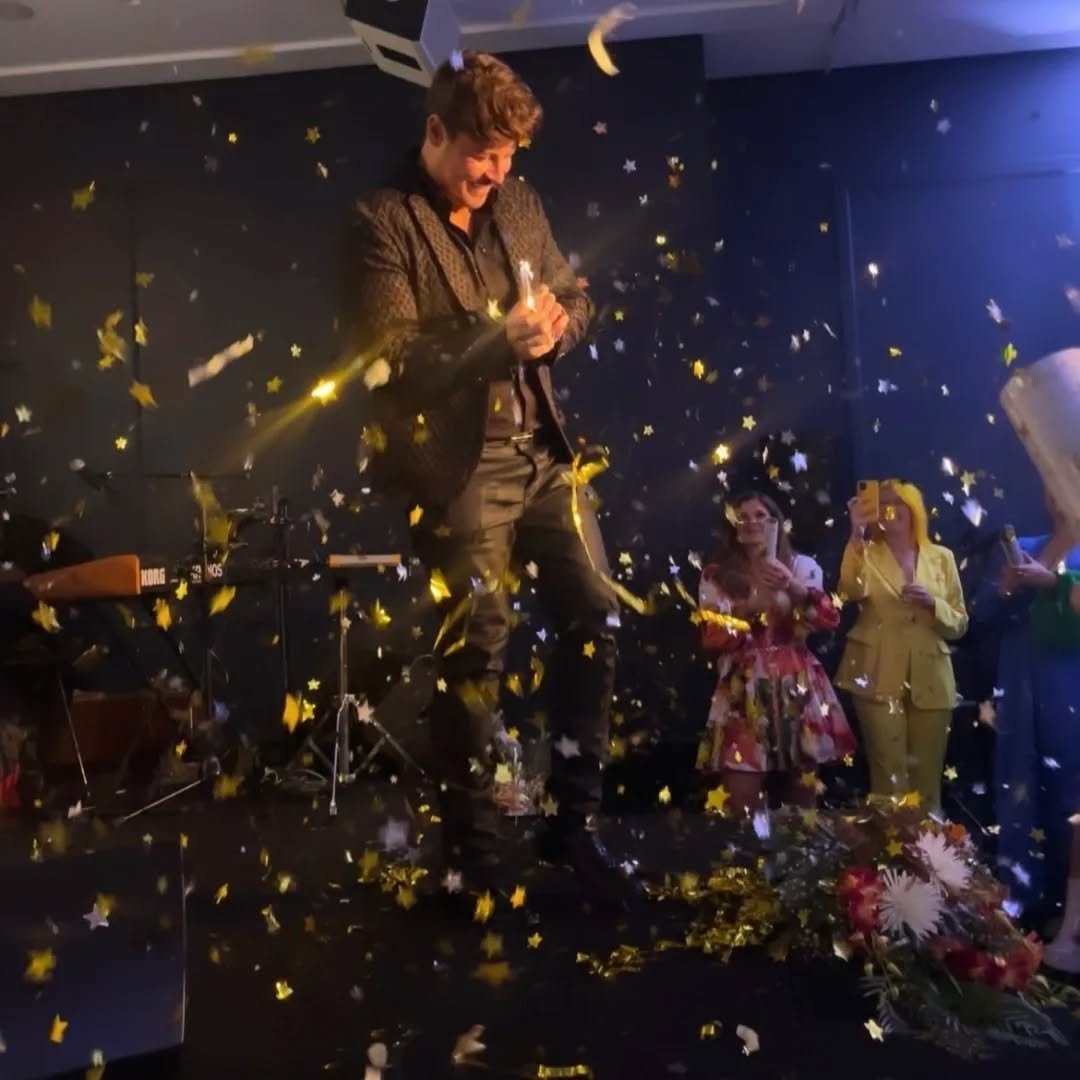 We are thrilled to announce that Paul James Graham won the Mane Event Hair competition this year! 🤩🤩🤩🤩
