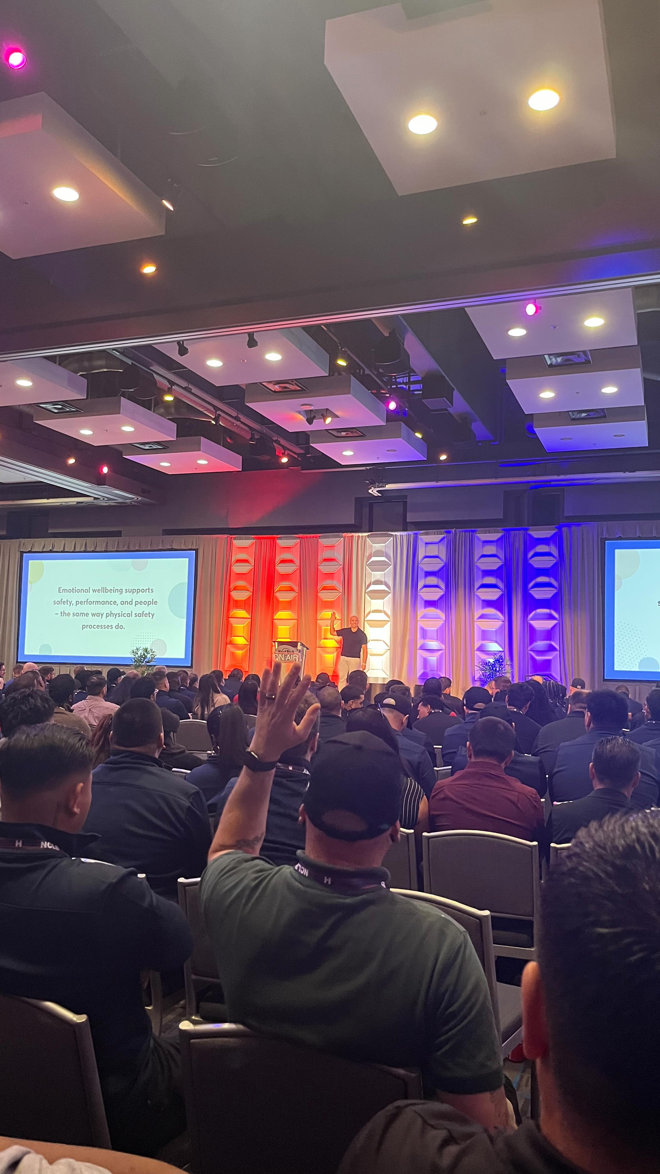 500+ leaders. One message.
Real tools under pressure.
Our Co-Founder, @samjusino , speaking at a leadership conference in San Diego. 🎤
This wasn’t about motivation for motivation’s sake. It was about emotional control, presence, and performance when stakes are high.
Grateful for our partners @getwellable for another beautiful collaboration. Cheers to growth and alignment in 2026 and beyond! 🎉
#thepathretreats #leadershiptraining #corporatewellness #keynotespeaker #DISTRIKT