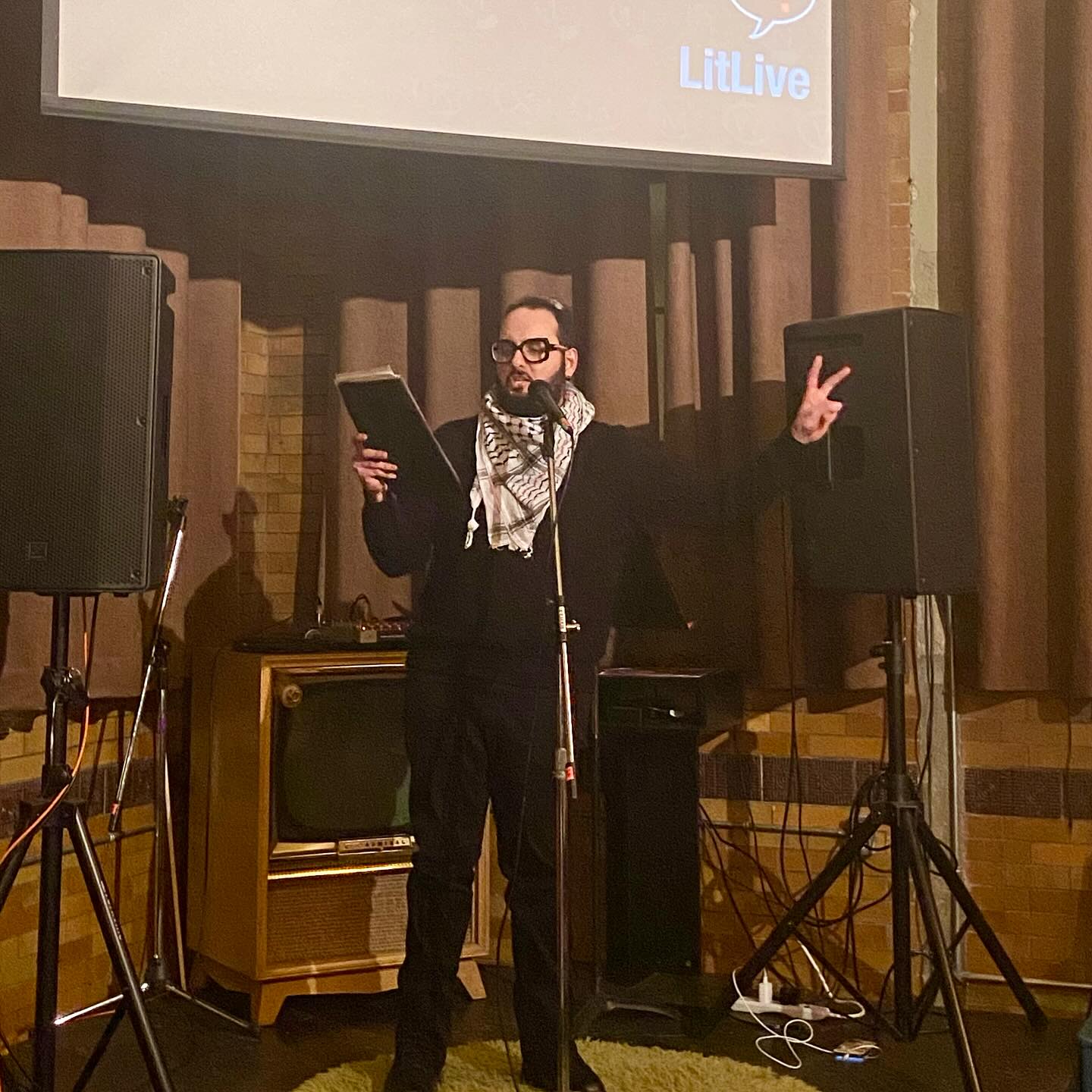 Snapshots from the February Lit Live where @bassam.smiles @sbenembarek @jowitabot @shalini.writes brought all the VELOCITY, SPECTACLE & HEAT to the @thestaircase stage! ๐ฅ๐๐ฅ #litlive #hamont #readingseries #writingcommunity #literaryevent #canlit
