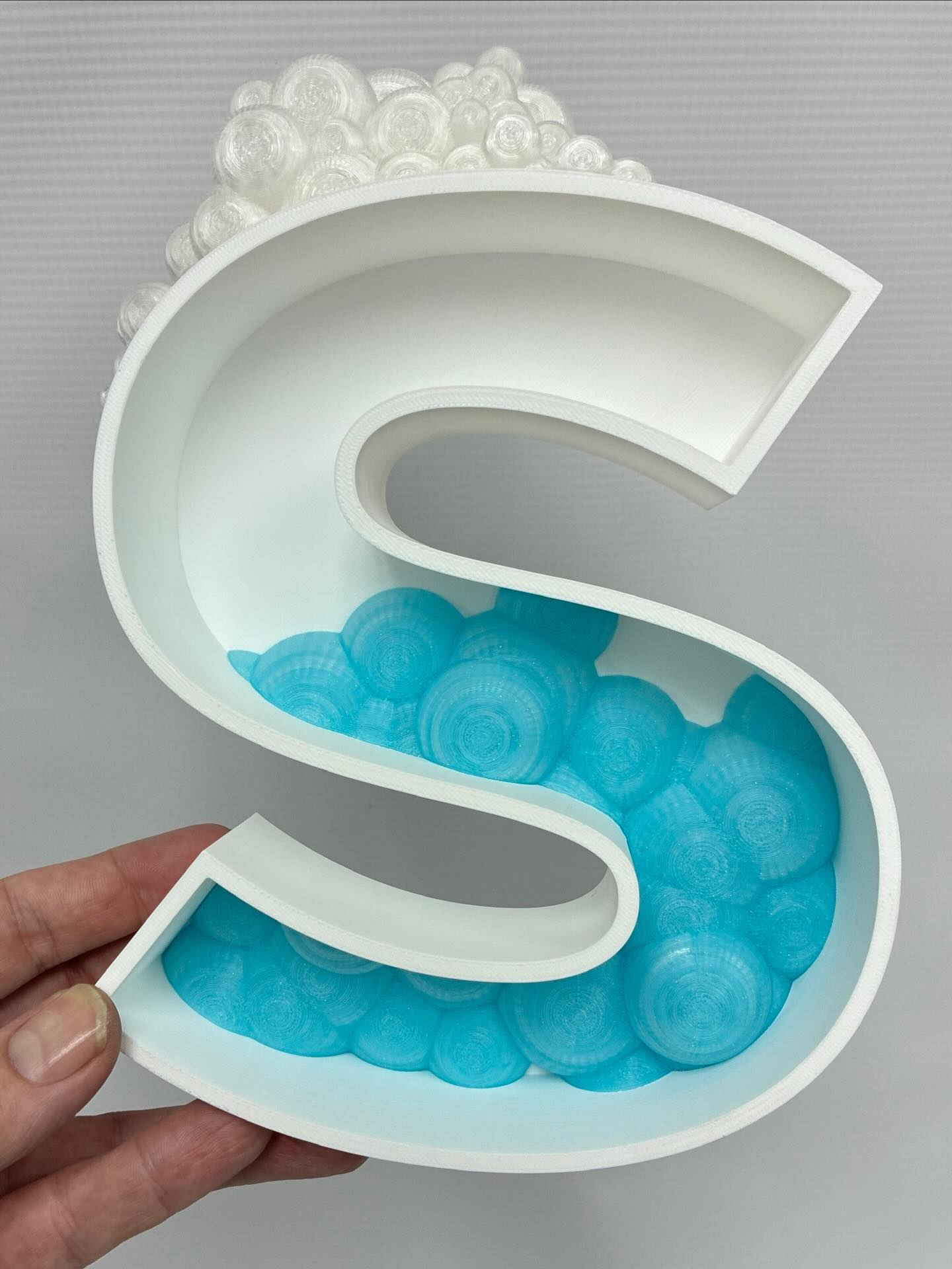 3-D lobby signs