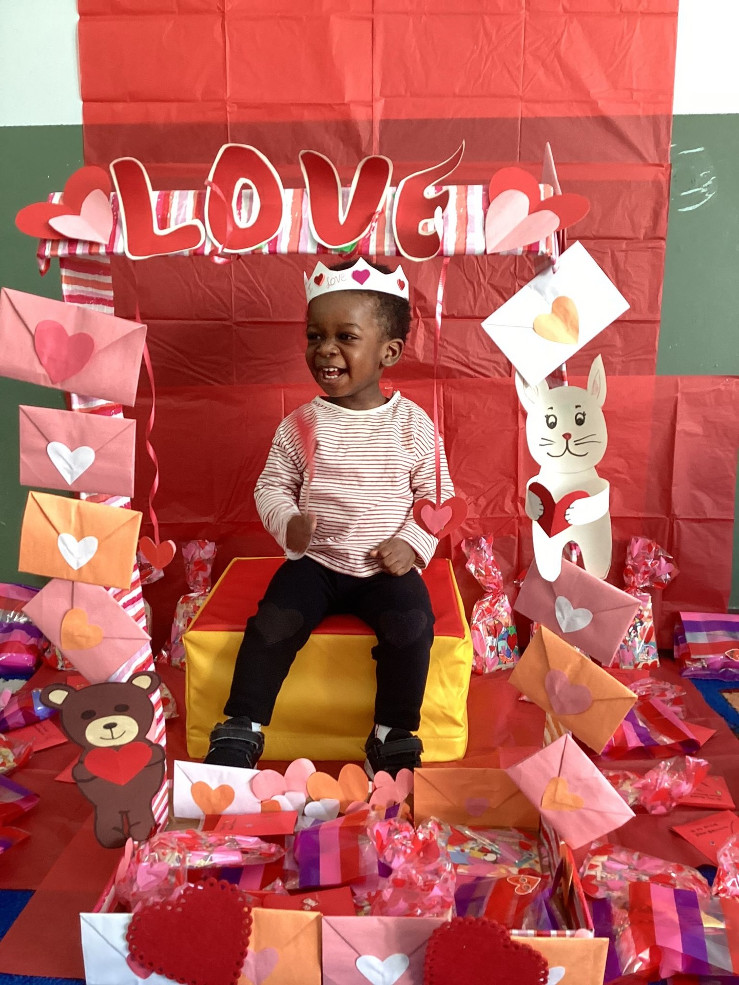 Celebrating friendship, sharing, and kindness โ the sweetest lesson๐๐