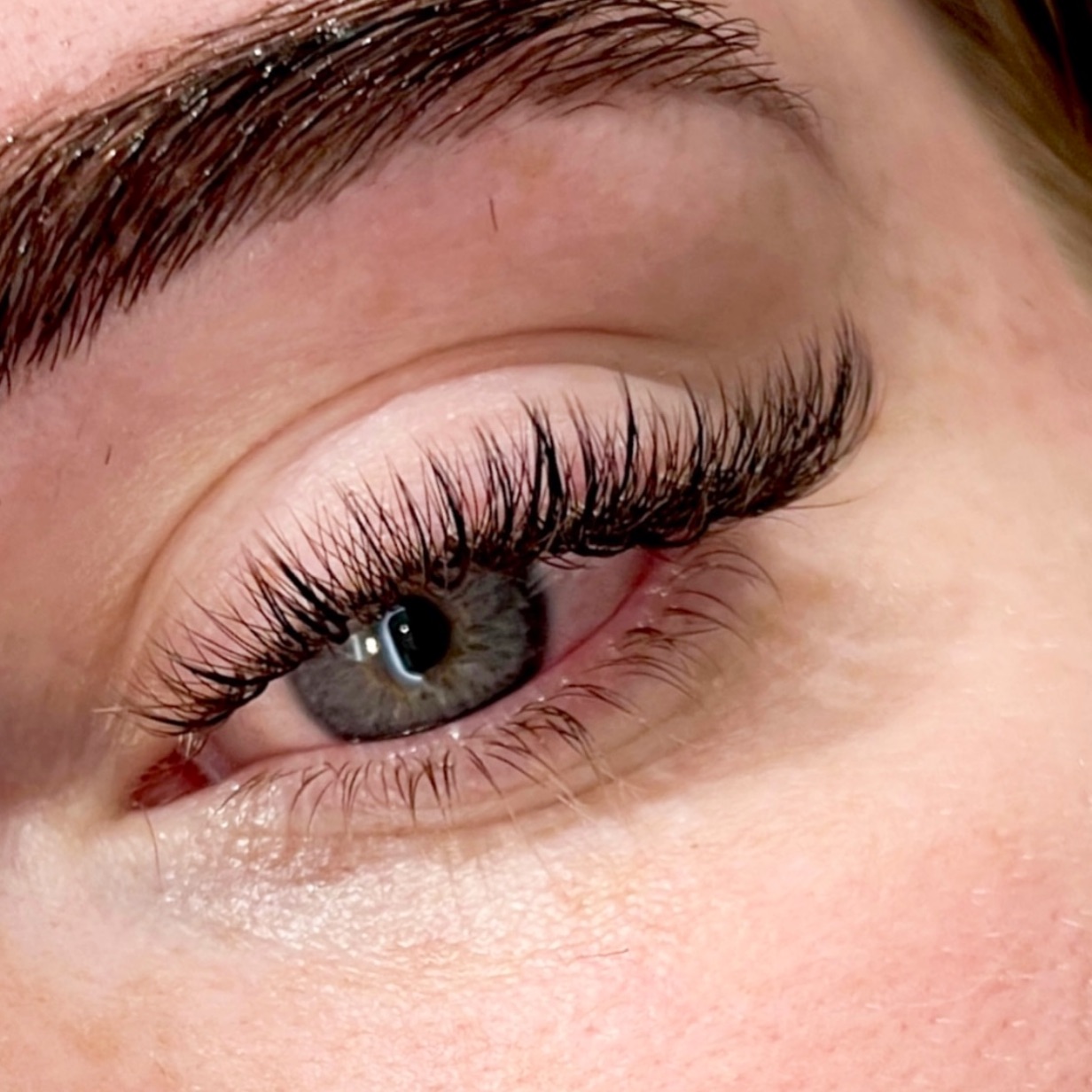 Little wispy? not too long, Cat eye ? but not too full, natural ?but noticeable ? We hear you 💯 #LashesByShreeza
Book your appointment now, Because your lashes can’t book themselves 😉
📍Shop 5 / 108 maroubra road, Maroubra. #2035
#sydneylashes #lashexpert #WakeupBeautiful