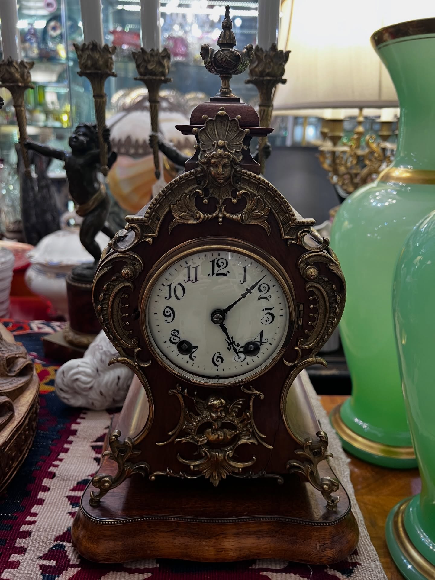 An elegant German Lenzkirch mantel clock, crafted with a rich walnut case and finely detailed gilt bronze mounts.
The flowing Art Nouveau–influenced ornamentation and sculptural mask detail reflect the exceptional craftsmanship Lenzkirch is celebrated for.
Original enamel dial with decorative Arabic numerals and key-wind movement.
Professionally serviced and in excellent working order.
✨ Lenzkirch Clock Factory, Black Forest
✨ Late 19th / early 20th century
DM for details ⏰
#lenzkirch #germanclock #blackforestclock #antiqueclock #mantelclock horology artnouveau giltbronze antiquesofinstagram timelessdesign