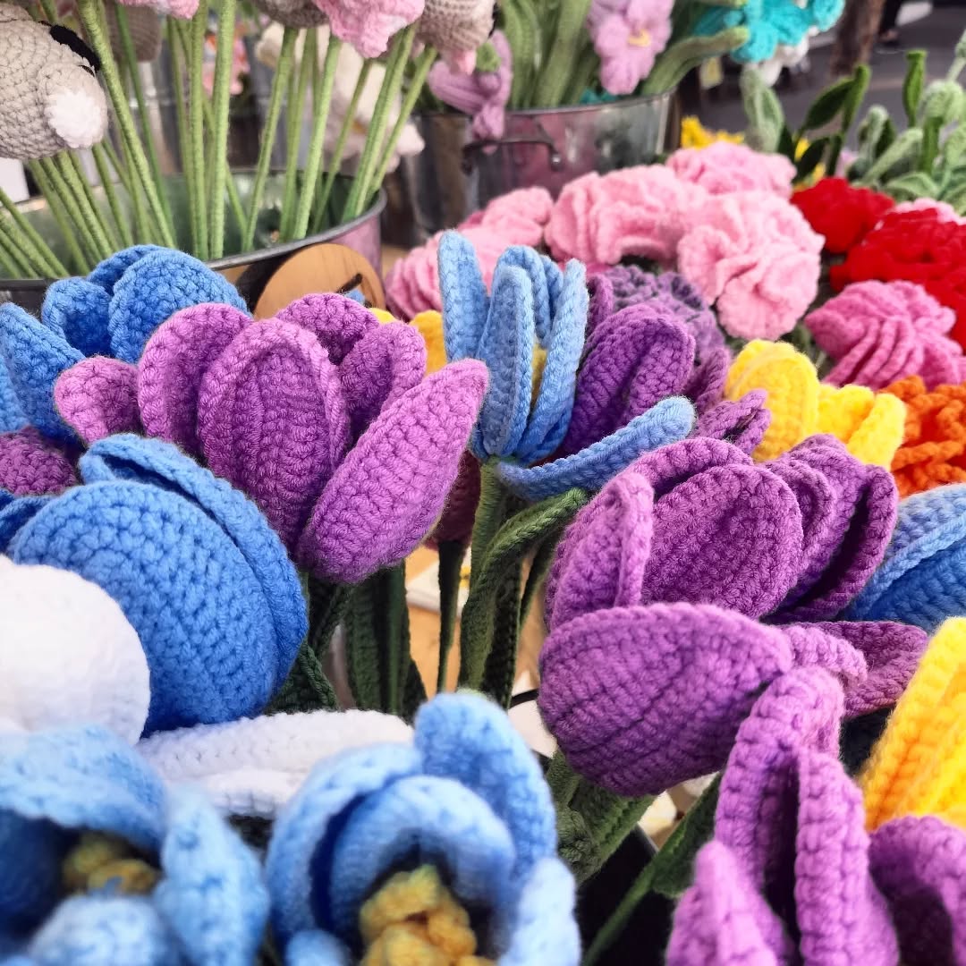Tulips but make them forever 🌷✨
My crochet tulips are looking extra cute, and yes — there’s still time to order for Valentine’s Day next weekend 💌
Handmade, heartfelt, and they never wilt 💖
#ForeverFlowers #CrochetTulips #ValentinesDayGifts #ValentinesDayAustralia #HandmadeWithLove FlowersThatLast SunshineCoastSmallBusiness