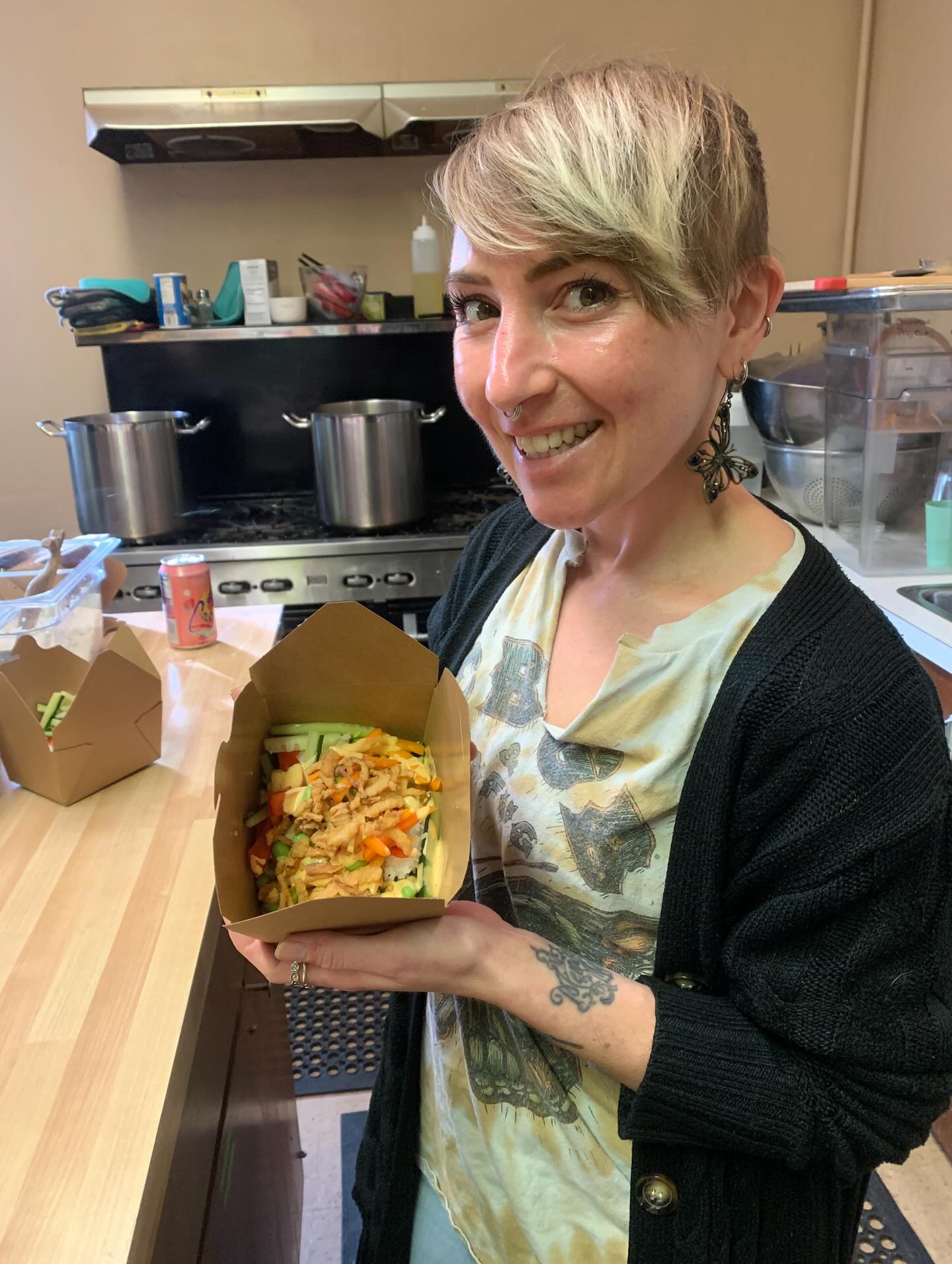 Nothing fishy about this dish!!! Come on down for some Veggie Rice Bowls tonight! Serving dinner 5-7 pm. To go or dine in:) No RSVP necessary! Free and open to all! See you soon ☀️
