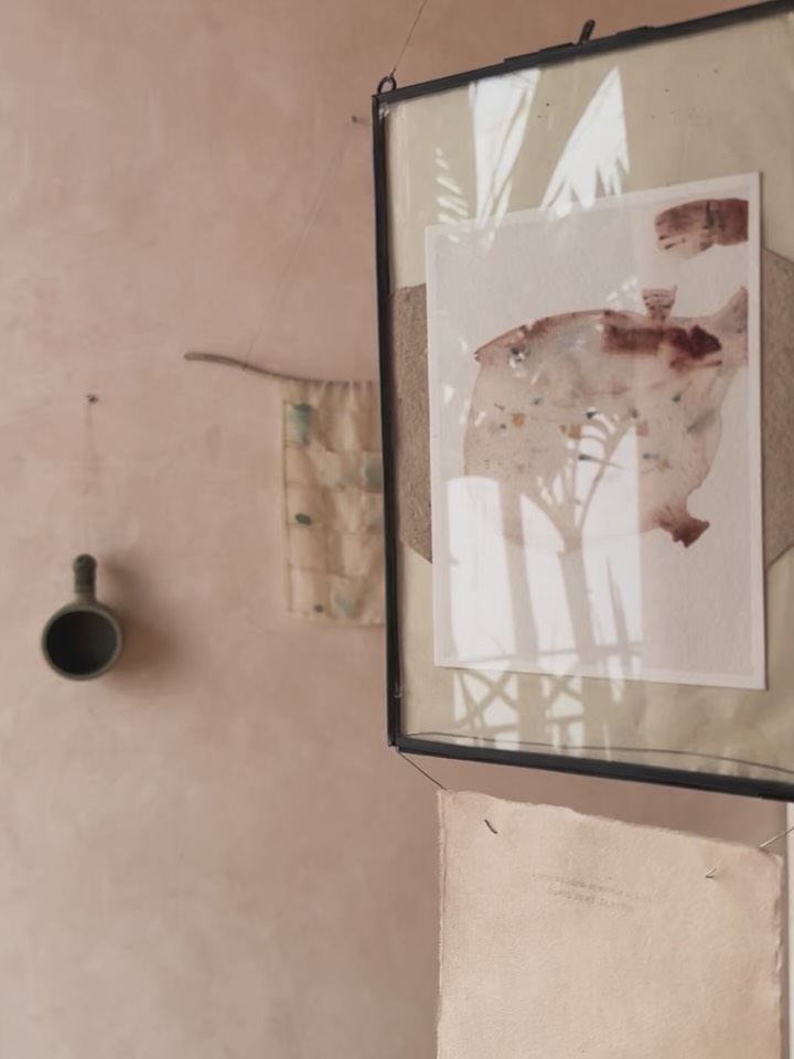 Tiempo de ser arte 💧
Leer mensajes en el agua
Que se mueve
Me
Agua se mueve tu cielo, un espejo
REFLEJO EN EL SUELO
Del agua al agua
del agua al cielo
La tierra del agua,
y el agua de tierra
@fata_morgana_fata @popipopi @desastrez
Gracias por compartir un cachito de tanto
🤍
🫧
Gracias @jaguarnegroroma por ser hogar de expresión y transformación 🪔
@juliakouneski @yasmeenrena @aguasolares 🤍
📡✨
@tomasjoaquinmarambio 🫶🏼
@artbyatman 👑