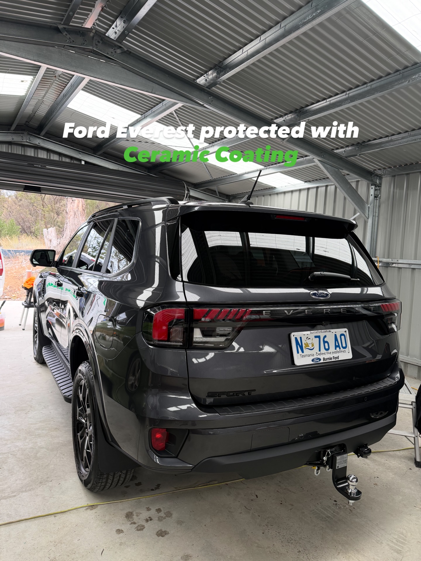 Spent the day paint protecting a Ford Everest. The application of ceramic and a topper provides our clients with a candy-like gloss appearance that effectively gives the surface desirable hydrophobic properties and works to fight off Hobart’s harsh UV rays. #mobiledetailing #hobart #tasmania #ᴄᴇʀᴀᴍɪᴄᴄᴏᴀᴛɪɴɢ