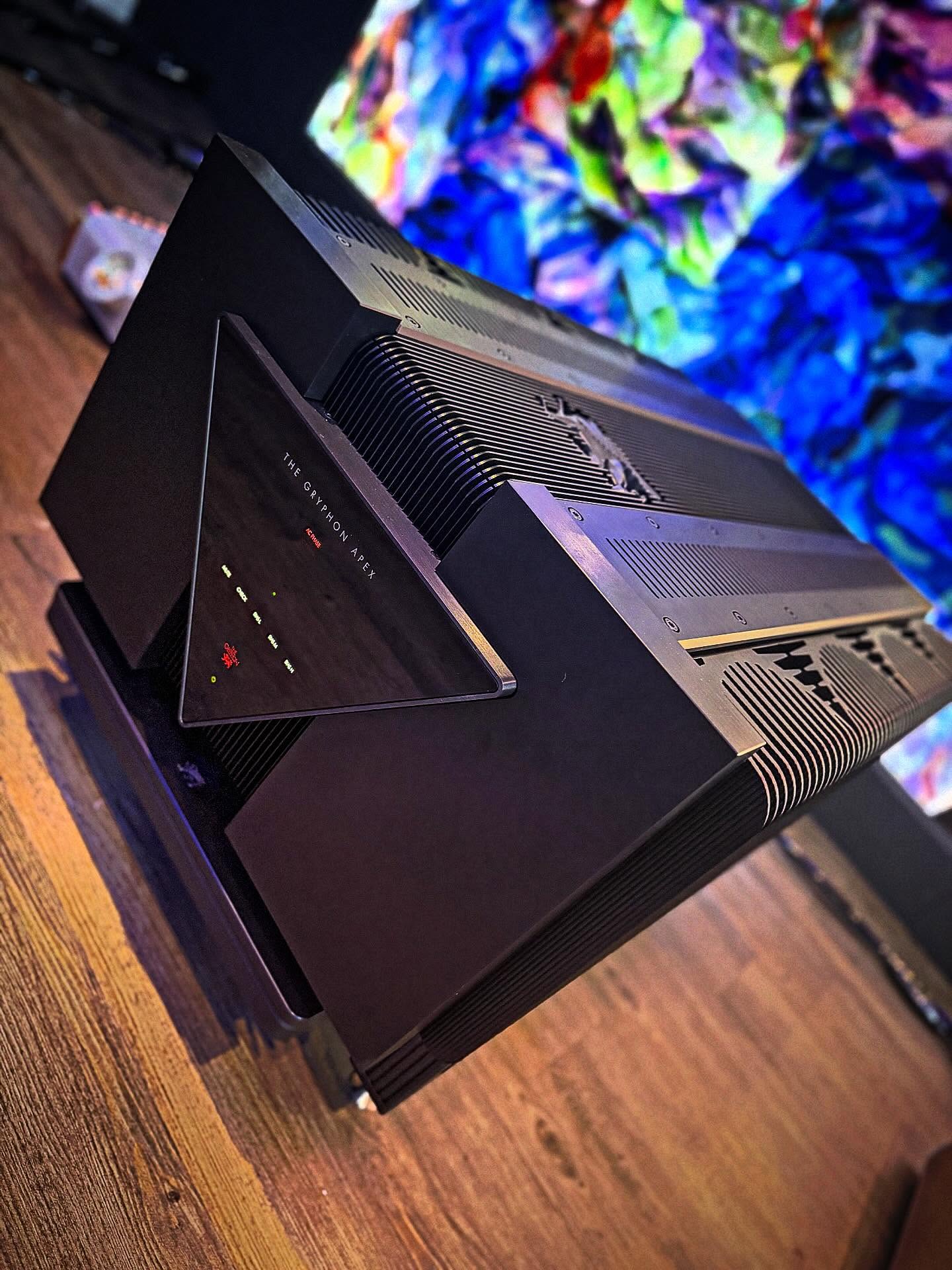 So much love for the Gryphon Audio Apex amplifier. Delivering 420w of pure class A amplification to our 4ohm Magico M7s. Pure joy #ahtluxuryaudio #ahtny #nychifi #hifi #stereo