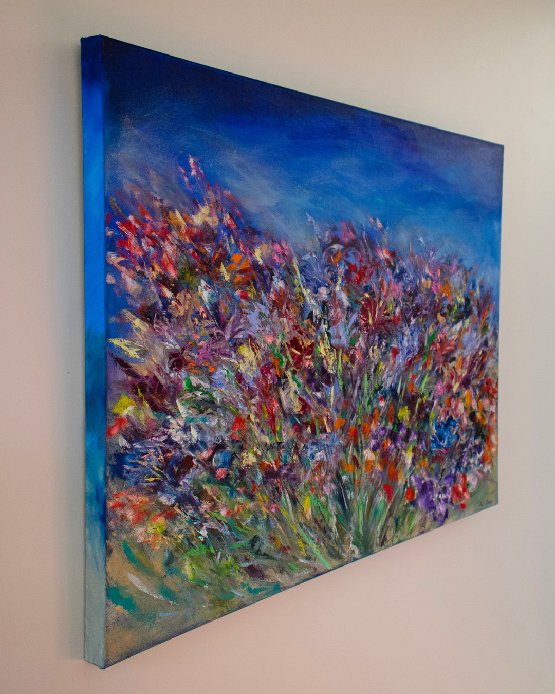 Where the wind gathers color — 40" x 30"
A lively tapestry of blooms swaying under a deep blue sky. Add warmth, motion, and bold color to your space with this original piece. Link in Bio #ArtCollectors #Painter #ContemporaryArt #HomeDecor #GalleryWall in