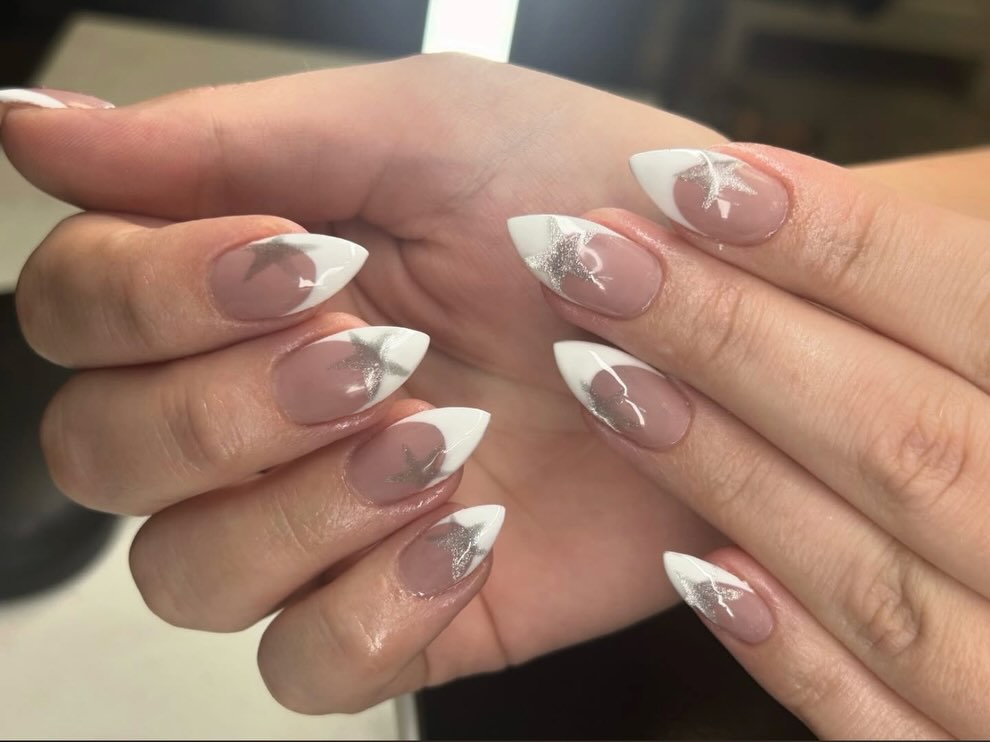Classic beautiful nails by Ashlee @smylesline
.
.
.
#nails #nailssalon #billingsnails #billingsbeauty #classicnails