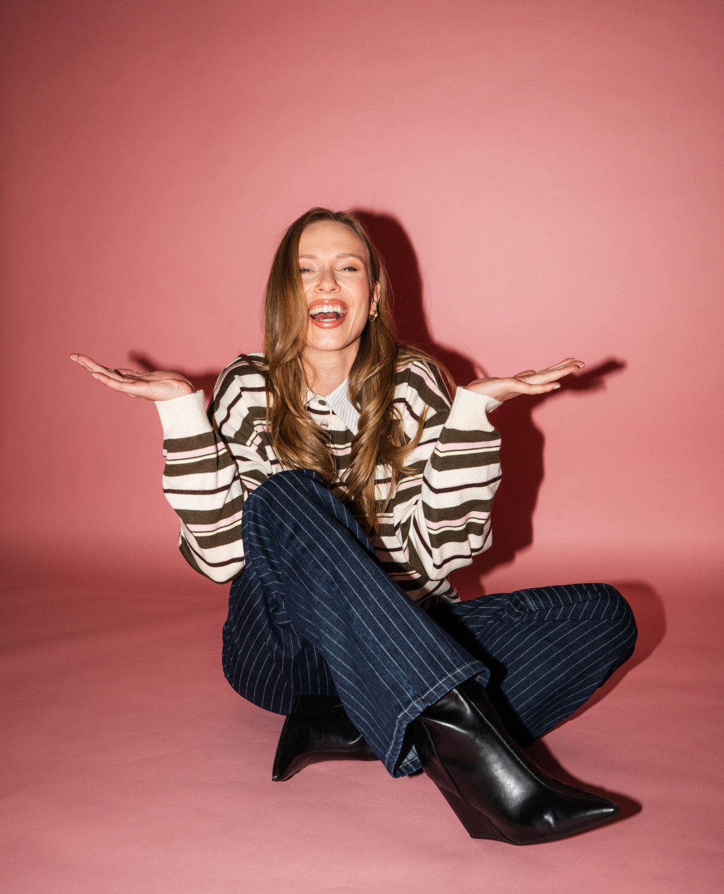 VALENTINES MOOD: less drama. more love. more fun! 💗
Open the app & fall in love with our Valentine’s offers.
Model: @kelly.voyage
Photo: @saskiahug_photographie
MUA: @jojoyony
Creative: @estephinswitzerland