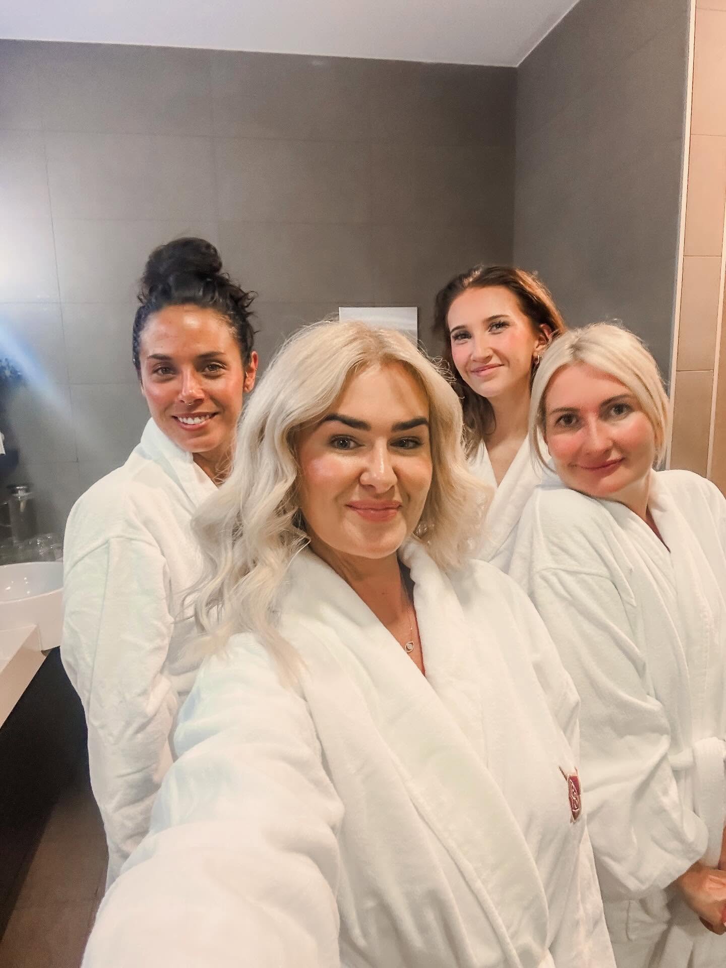 This week has been such a special one for us. We celebrated the end of the peak season here in the bay with a well deserved trip to Pokolbin for lunch and a little time to be pampered ourselves.
I want to take a moment to acknowledge my incredible team. They truly go above and beyond and care so deeply for every guest who walks through our doors. The energy, presence, and genuine warmth they bring each day is what makes our space feel so nurturing and welcoming.
In over six years of being open, yesterday we hosted our largest group yet, and these beautiful women held the space with such professionalism, positivity, and heart. Watching them support one another and keep the atmosphere calm and uplifting made me so proud.
Thank you for believing in this business the way I do, and for helping bring our vision to life every single day. I am so grateful for each of you 🩷 here’s to an incredible 2026!