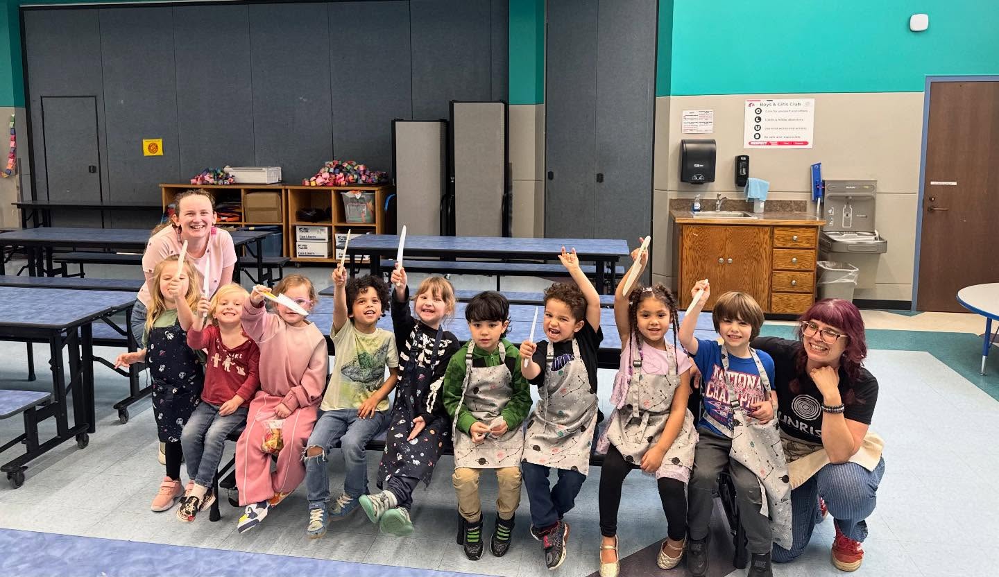 It was a joy to chop fruit with our preschool friends at Woodlawn last week! The simplest act can mean so much. One of our little choppers even said, “This is the best day ever!” Sometimes connection to good food and each other… can be the life affirming experience we need … and last week, this Food Rocket session really filled our hearts 💞