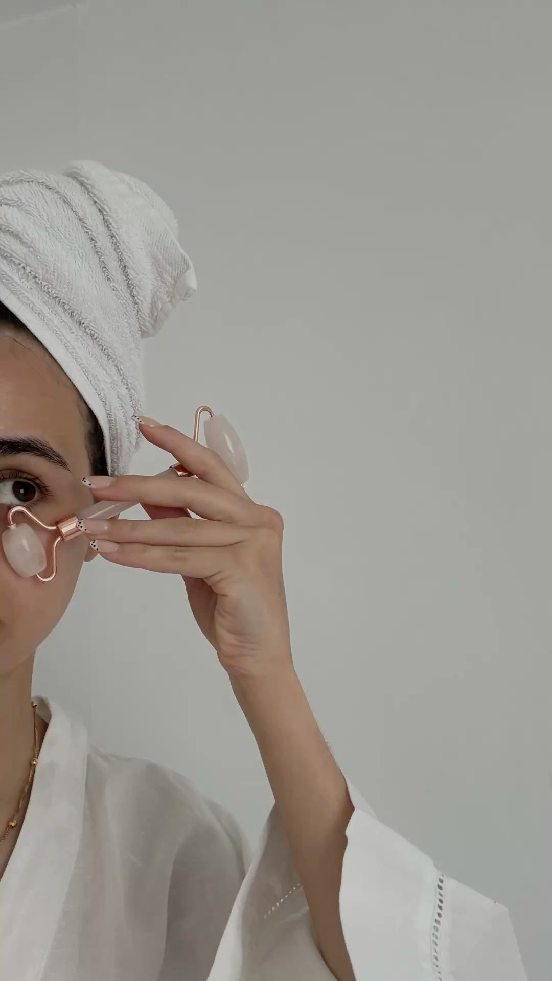 Se acuerdan que hace unos meses hice una búsqueda activa de pacientes?
Bueno… hoy les quiero contar el caso de Angie. Hoy su piel está más sana, lozana y sobre todo ella está feliz