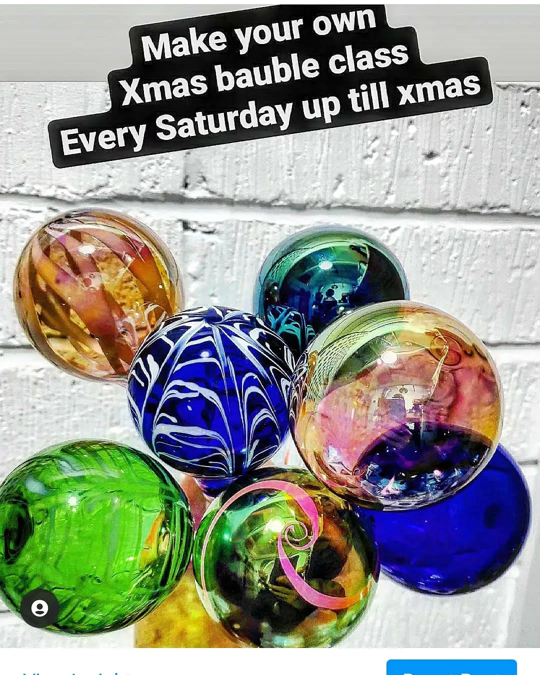 Make your own Xmas bauble class Link in bio.
2 classes every Saturday up til Christmas . šš„ #brightonglass #glassblowing #lampworking #glassofig #glass #glassart Brighton glass #bestofglass #newmakers #thingstodoinbrighton brightonglassblowing glassblowingintheuk #ukglass