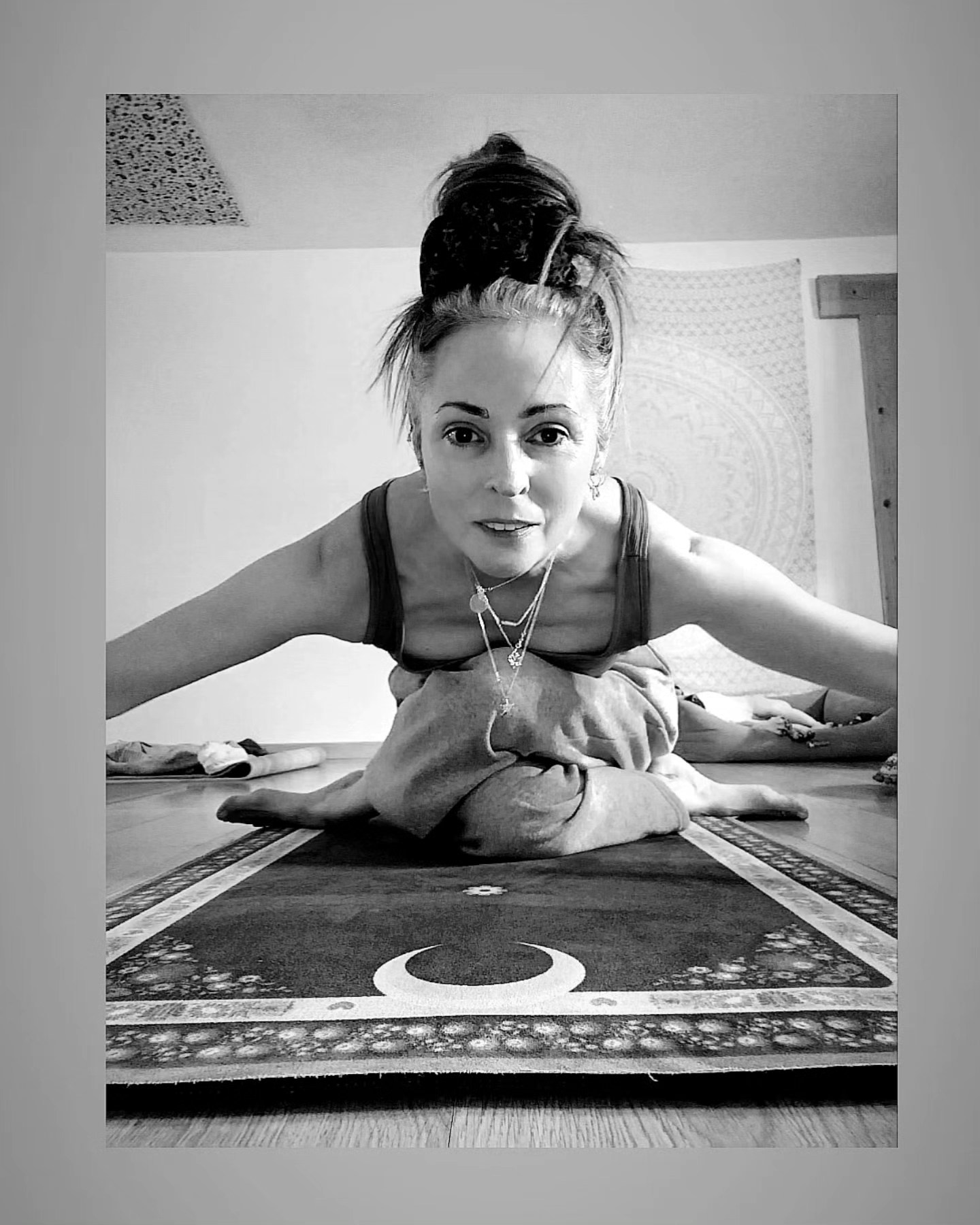 I am humbled by the women who surround me.
Who come to yoga seeking peace, healing, an ease of tension, a little calm connection with themselves. They don't understand when so often they break down in tears after our session. Broken open quickly and surprisingly with a flood of out pouring emotion, held back so fiercely for so long.
Sisters, so many sisters. My daughters, my friends.
I see them suffering as they power on.
Through self doubt, the desire to please others, physical pain and emotional trauma.
Being strong for everyone and everything but themselves.
Not prioritising themselves or listening to their own bodies or inner wisdom.
These women know suffering.
They are resilient. Strong.
Warrior women.
Who put on a brave face, war paint, smile sweetly thrusting out tits and teeth and think onwards and upwards, fake it till you make, I got this. They bravely push down the urges to scream, cry or simply run and carry right on through the bull shit, sleepless nights, neverending to do lists and demands on their peaceful souls.
These women know hardships. Inner battles. Imbalance between what feels good and right and what has to be done regardless. Of selfless loving others with their entire soul. Exhausted to their bones. Carrying the weight of generations, of family, of adored friends, new mum's, grief, mistakes and self doubt.
We do it all anyway.
But try to remember to pause. To feel the feelings. Let yourself be. With all the things. To entrust your doubts to someone who you know is quietly worrying for you. Trust your intuition and your gut. Take a little break. Go to a yoga class or book a massage or a fabulous facial.
Take time for You.
No one else can do it for you.
Take time to be at peace.
I see you ✨🙏🙌
#selfcare #selfawareness #innerpeace #innerwisdom #yoga