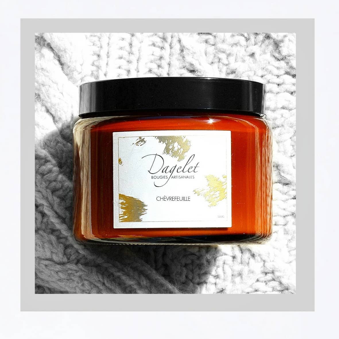 Le chèvrefeuille avec sa fragrance florale, riche et élégante est parfaite pour apporter une touche luxueuse à votre intérieur.
Des notes intenses, suaves pour une senteur étincelante.
#maisondagelet
#candlestore
#candleaddict
#candle
#soywax
#perfume
#respectingnature
#goldenleaf
#handmade
#manufacturing
#artisanat
#decoration
#home
#madeinfrance
#france