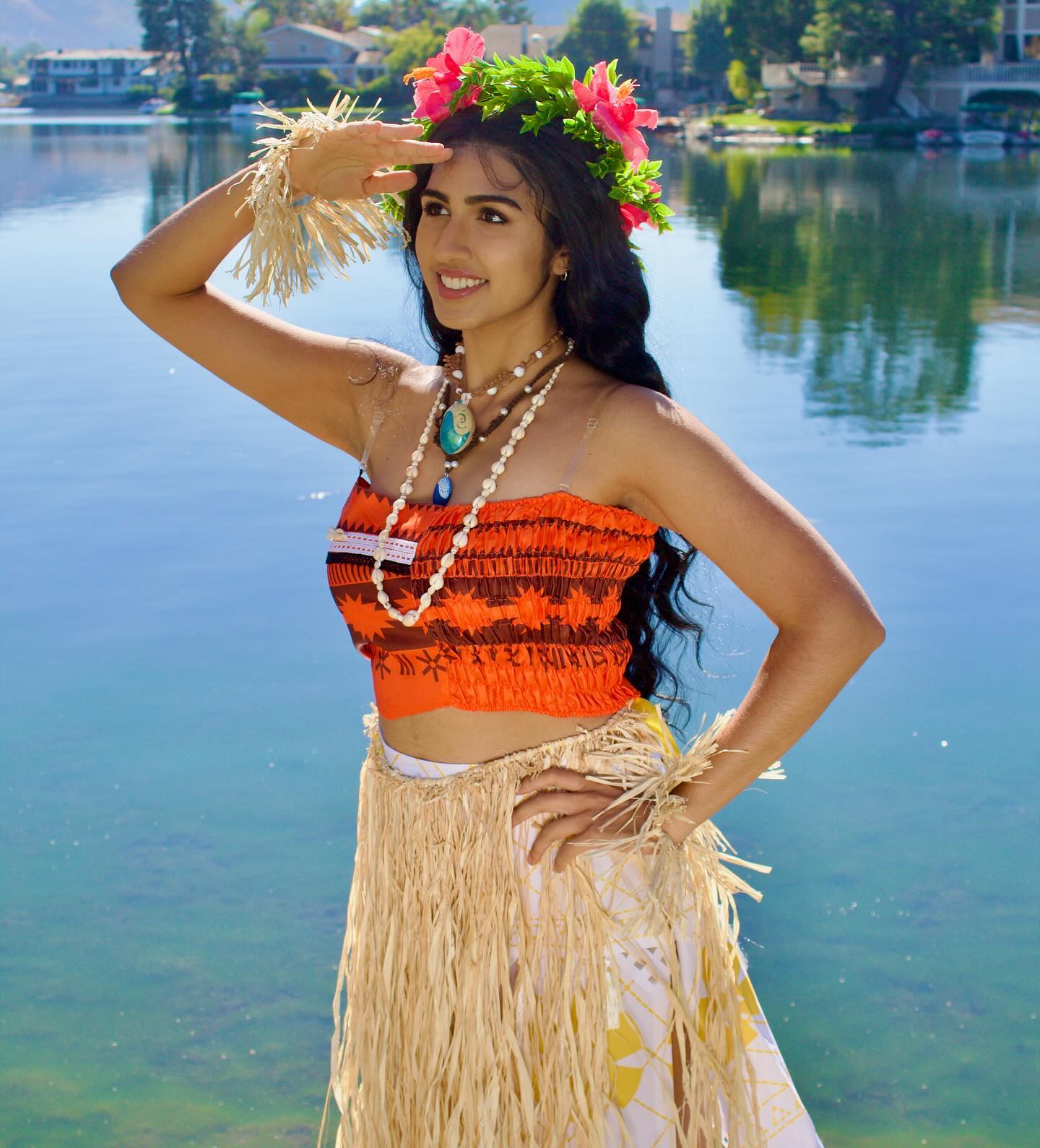 Island princess is looking for her next adventure! Have you seen her new movie?! πΊπ΄