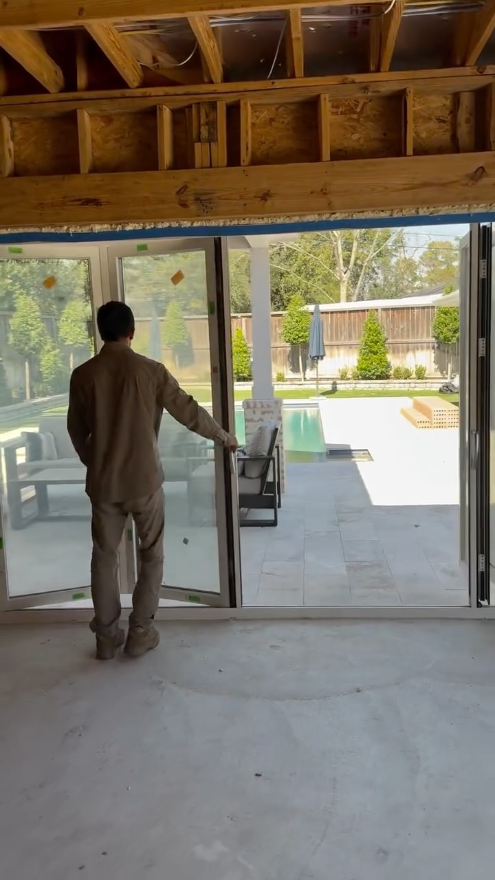 Luxury doors. Expert installation.
Let’s talk about your project.