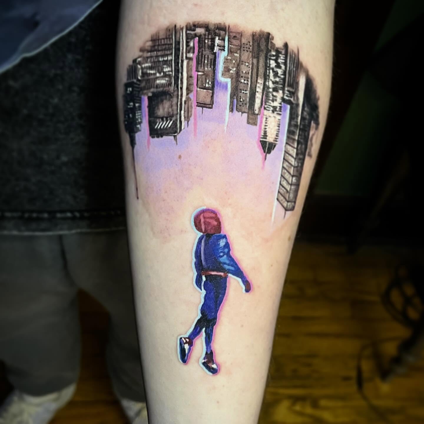 Beautiful piece by Lenny Paul!
#cantontattoos #inkeeperstattoo #theinkeeperstattooparlor #colortattoos #astro
@inkbylennypaul @theinkeeperstattooparlor
Artist: @inkbylennypaul