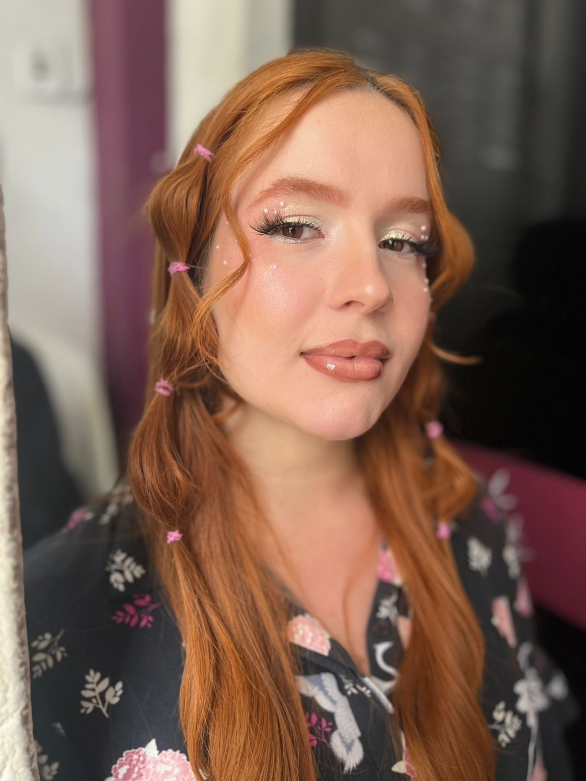 Carnaval chegou e a energia é essa: leve, bonita, confiante e pronta pra viver tudo ✨🎭
Make e penteado por Rodrigo l Sede Cocó