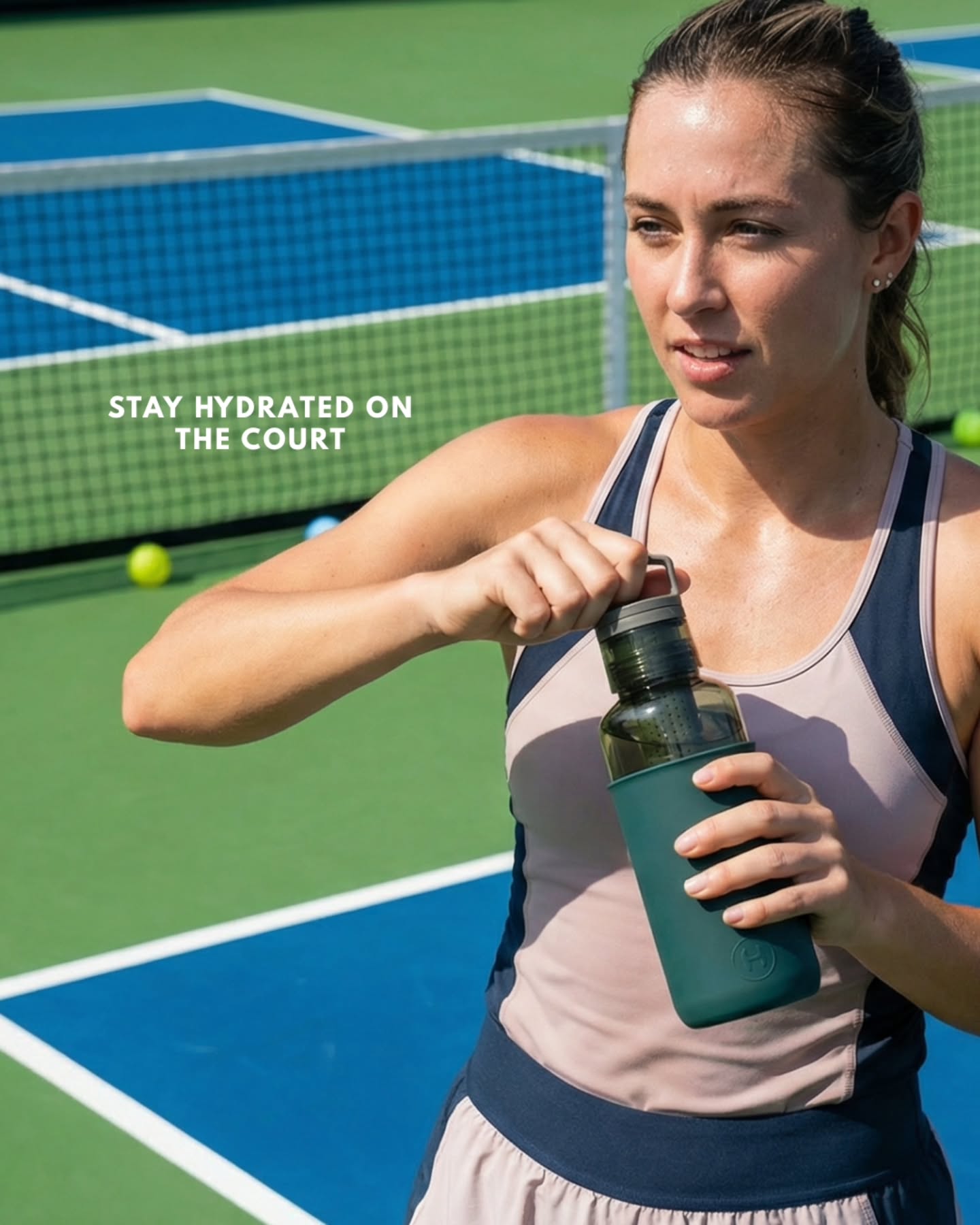 Swap those plastic bottles for a HYDY reusable water bottle that keeps your water ice-cold from the first serve to the final point. Ready for a rematch?
#California #HYDY #Hydybottle #pickleball #stayhydrated