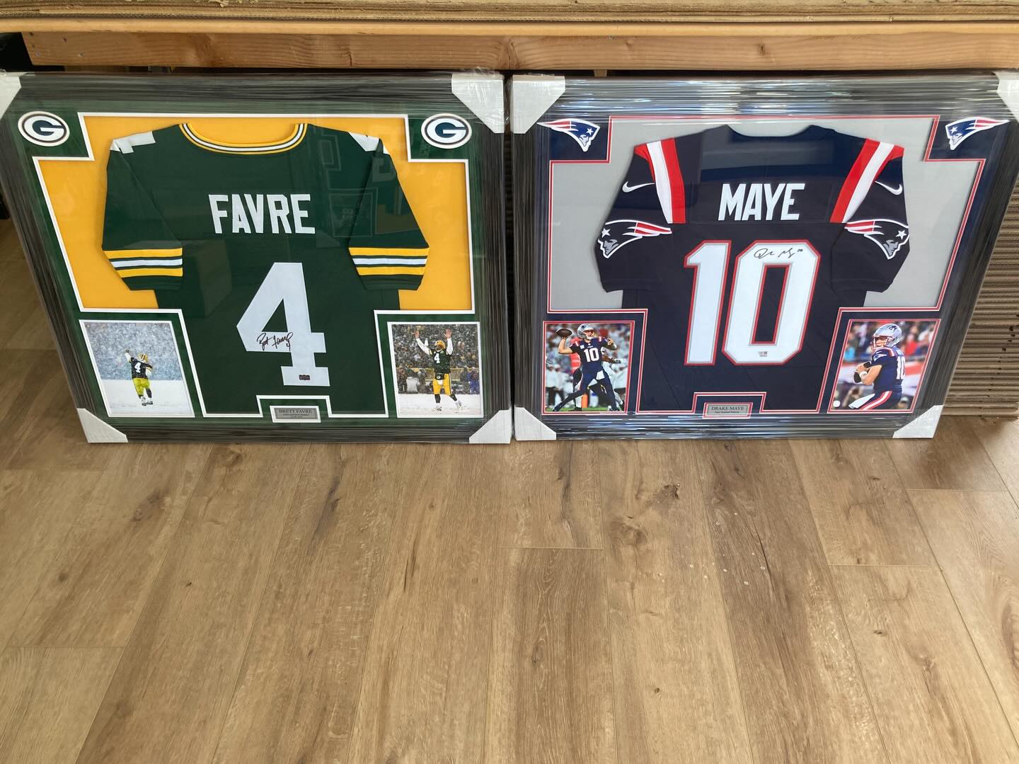 Some of our recent framed jerseys
#sportsframing #jerseyframing