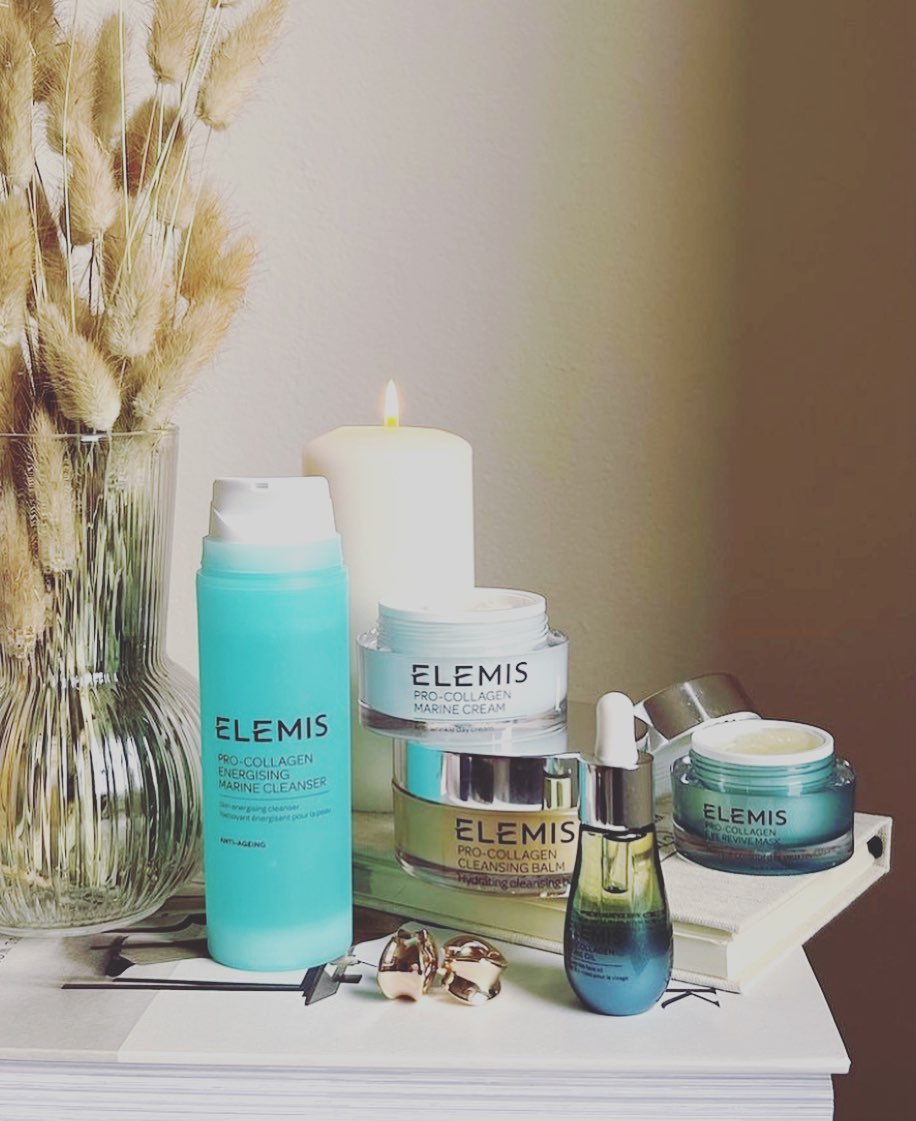 Harness the deeply hydrating power of the sea with Pro-Collagen formulas whilst relaxing having one of our Elemis facials 💁🏼♀️ #selfcare#elemis#skincare#relax#massage#chesterfield#beautiquebarlborough