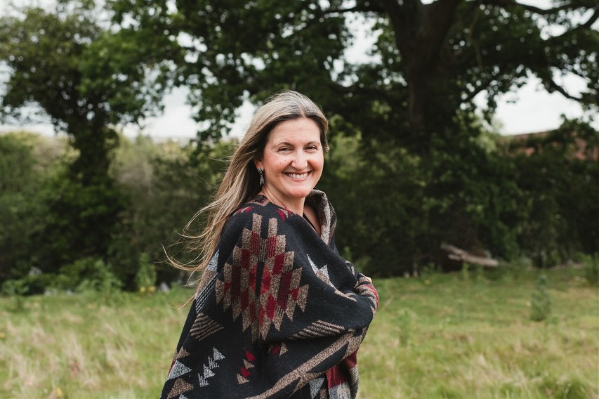 Rest In The Senses - Retreat Day with Donna Rama
Yoga · Walking · Resting
Saturday 7th March | 10.30 am - 4pm | At The Yoga Garden, West Sussex
Modern life constantly pulls us outward into noise, urgency, and mental overload. When the senses are overstimulated, rest becomes shallow and the nervous system never truly settles.
Rest in the Senses is an invitation to slow everything down.
Set within the rewilded landscape of the Knepp Estate, this retreat day offers space to return to your body, your breath, and the quiet intelligence of deep presence. Through gentle yoga, mindful walking and deep rest, you’ll learn how to soften the pull of the outer world and rediscover a profound inner stillness.
Practices include:
🌼Gentle yoga asana (postures)
🌼Pranayama (breathwork)
🌼Guided meditation
🌼Yoga Nidra (yogic sleep)
🌼Reiki-infused savasana to close the day
This retreat is ideal if you’re feeling overwhelmed, physically depleted, anxious, or caught in constant thinking and finding it hard to truly relax. No previous yoga experience is necessary.
What’s included:
🍽️ A delicious vegetarian lunch
🍎 Healthy snacks throughout the day
🌳 A mindful walk arournd the Knepp Estate