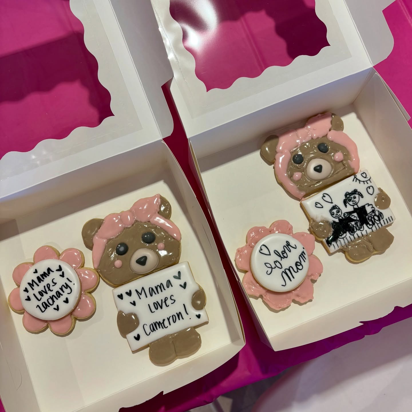 My big and I took a cookie decorating class this morning with @peckbakingco ! We had tons of fun.. but I think I’ll stick to bread 😂💕