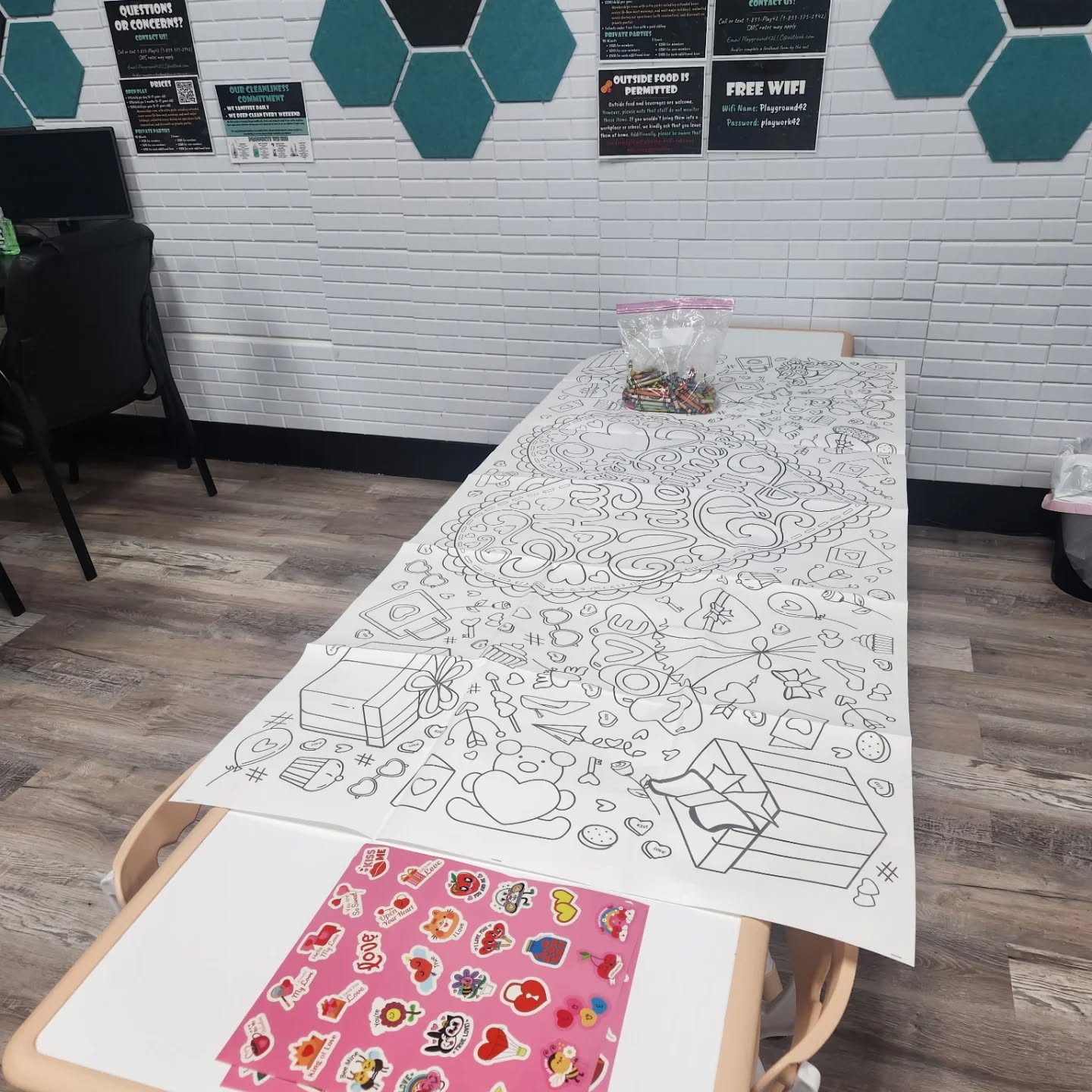 We've got a Valentine's poster out for all the kiddos to color and add stickers to! If it holds up to the wear and tear I'm sure it's about to endure I'd love to hang it up for a while 💕 tomorrow and Saturday it'll be on the kids table. No extra charge or anything, it's just regular open play like usual.
