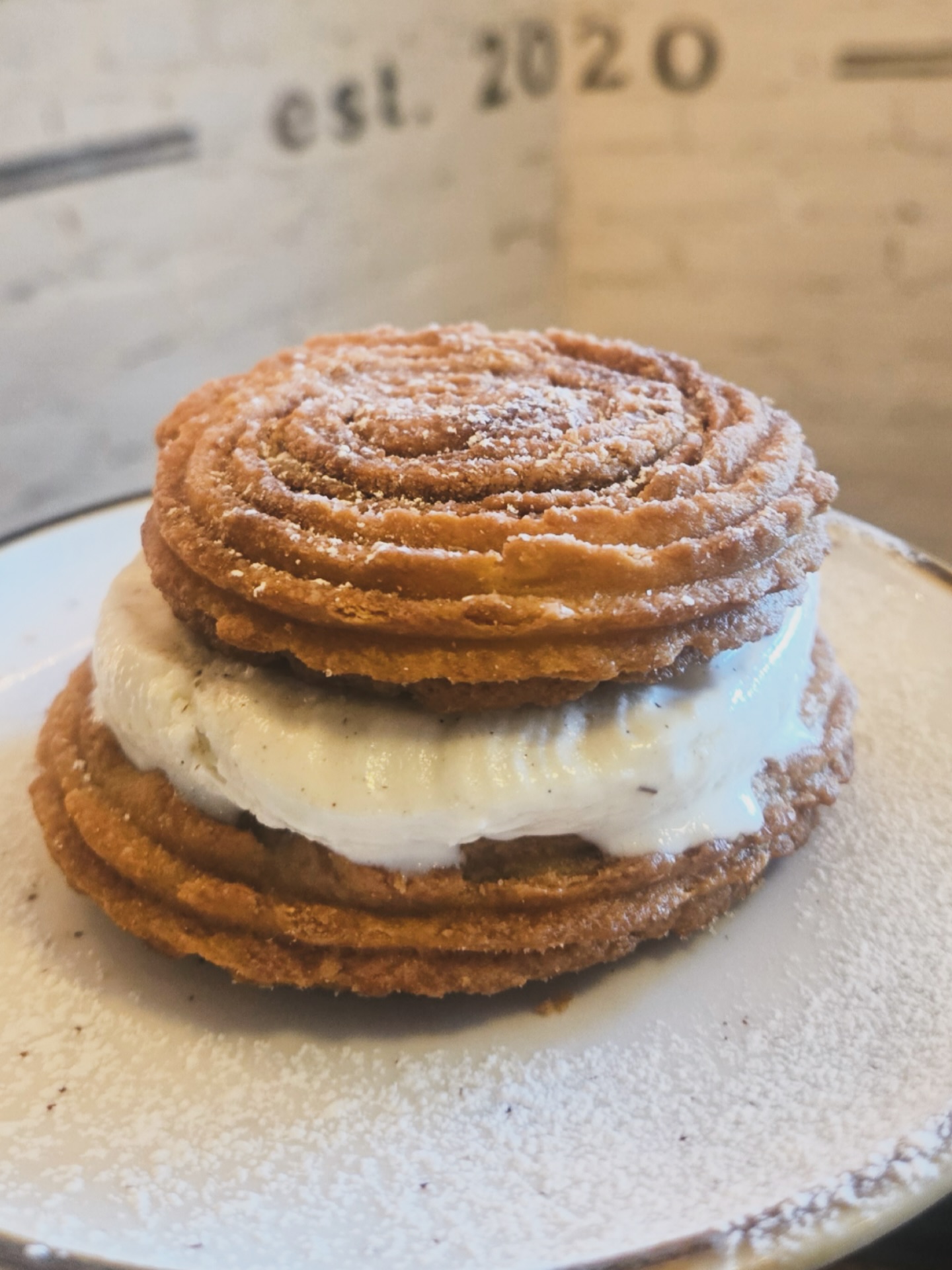 Love at first bite !!! Valentine’s Day indulgence done right. #ValentinesVibes #SweetTreat #inwoodnyc #nyceats