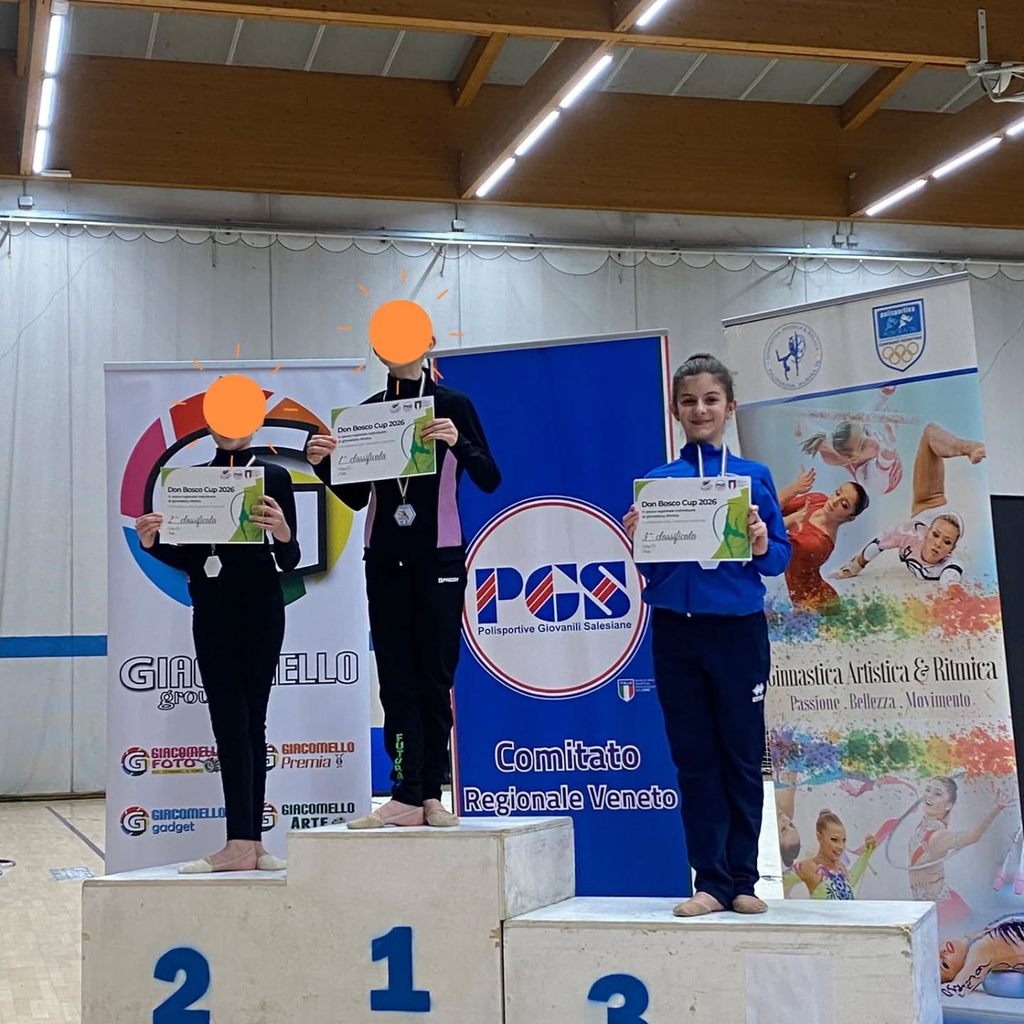 PRIMA PROVA CAMPIONATO REGIONALE AGONISTICO PGS
CATEGORIE MINI - UNDER 17 - SENIOR C1
🥇 1^CLASS. Perboni Arianna alla fune
🥉 3^ CLASS. Perboni Arianna alla palla
🥉 3^ CLASS. Rocca Vittoria alla fune