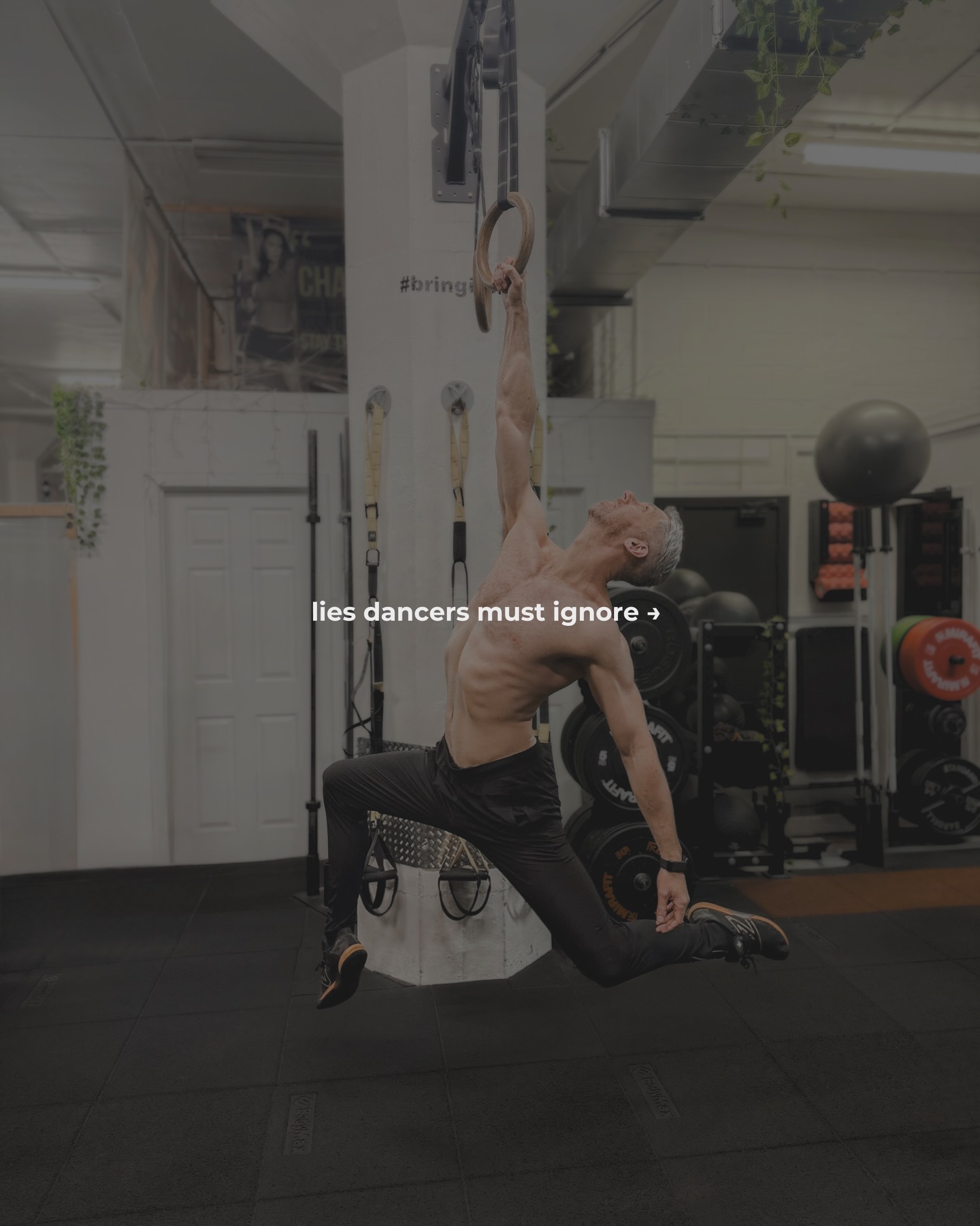 heard any of these?
→ “don’t eat, you’ll get fat”
→ “don’t train legs, they’ll get bulky”
→ “skip back day, you’ll injure it”
and yet…
be lean.
be strong.
be injury-free.
here