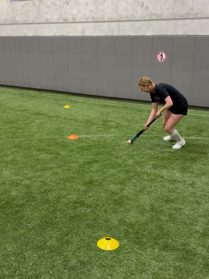 Had the pleasure of working with some @wchsfieldhockey athletes getting ready for the upcoming season.
#fieldhockey🏑 #yyc #begreat #legacyacademy