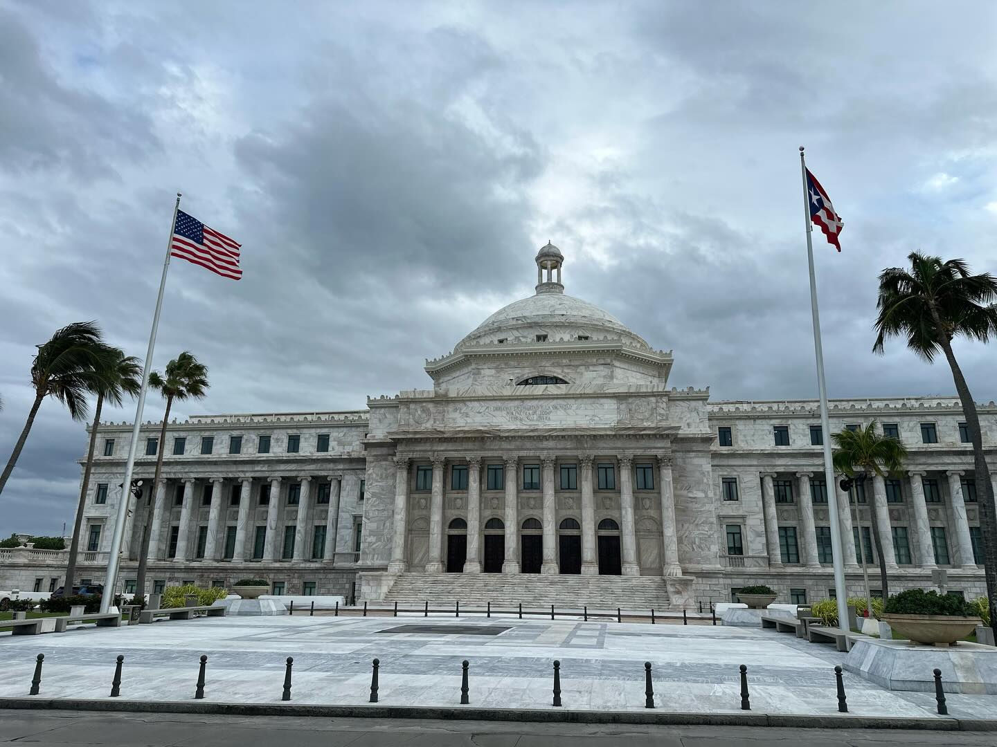 TradeWinds Towing joined up with fellow industry partners in the Puerto Rico region and @americanwaterways with the USCG in San Juan. Very productive think tank amongst all industry partner and USCG to improve on communication and shipping within this highly dynamic area. Open communication between industry and federal authorities in this region is always the best foot forward to not only commerce but safe transits.