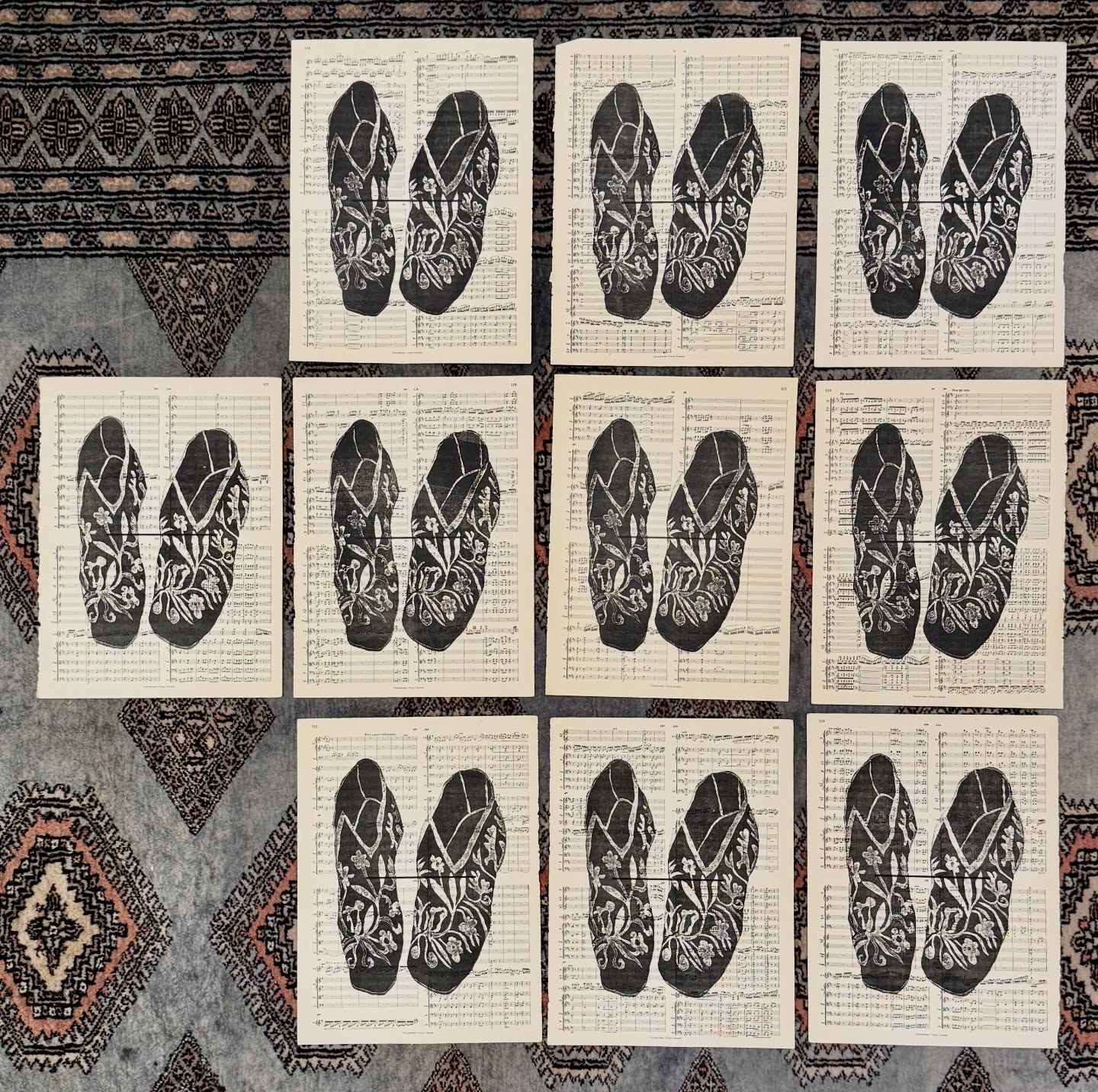 Faerie Slippers, Tschaikowsky op.35, 10/10
Next step is to hand colour this edition of 10 collagraph prints, on found music sheets. These, in addition to other prints, will be available @southbank_printmakers 30th March to 12 April when I’ll be the artist in focus!
#faerieslippers #collagraphprints #handcoloured #recycledmaterials♻️ #limitededition