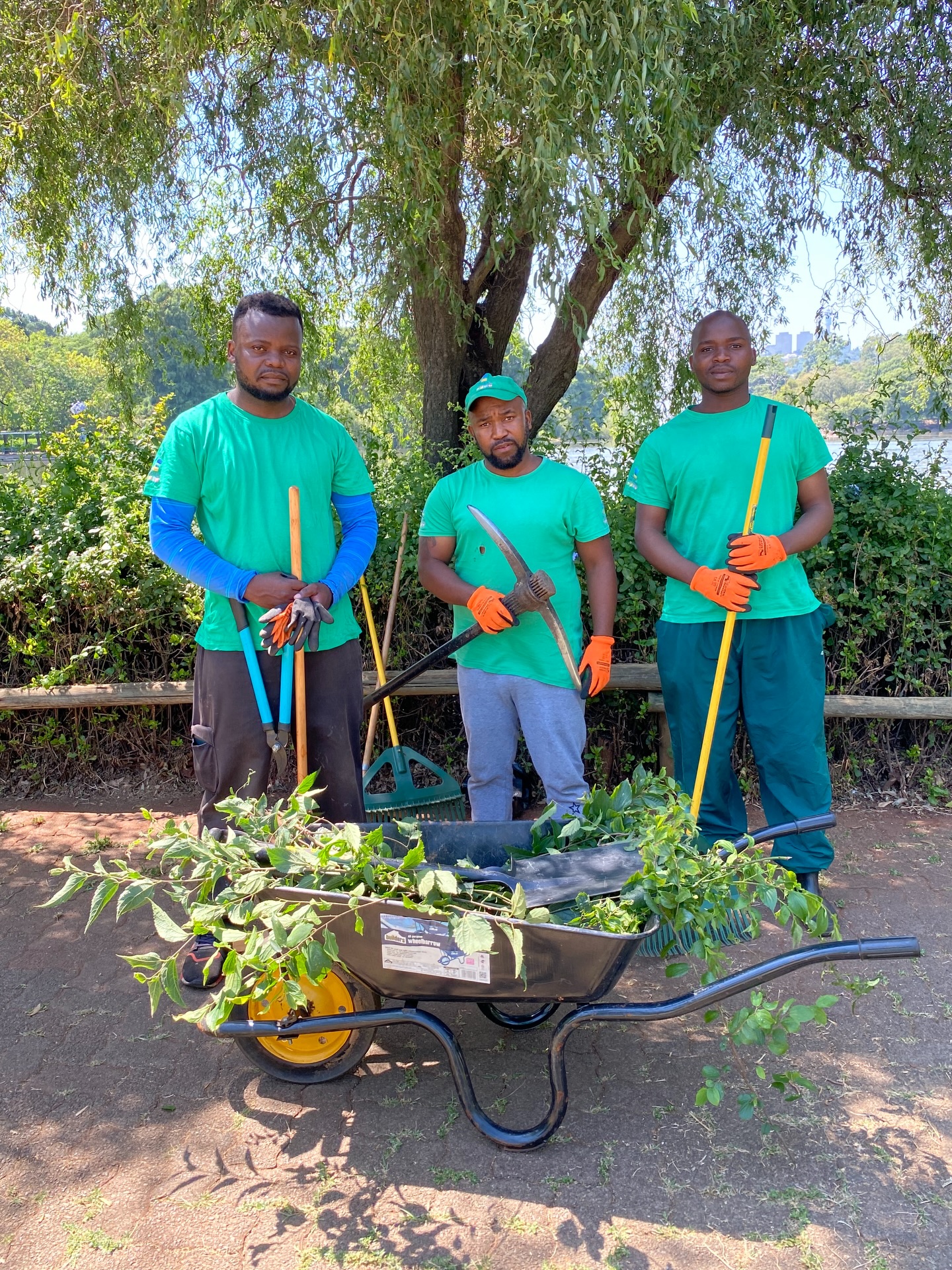 Meet the Gents of the Gardening Committee 😎
Aubrey, Solomon and Thalu assist our ladies keep Zoo Lake’s gardens looking fresh and keep them flourishing.
The Gardening Committee is hard at work every Thursday from 08:30 - 12:30 and you’re always welcome to join us. Send us a DM and we’ll give you all the details for how you can get involved. 🌸
Remember to say hello next time you see these legends doing their great work. 👋