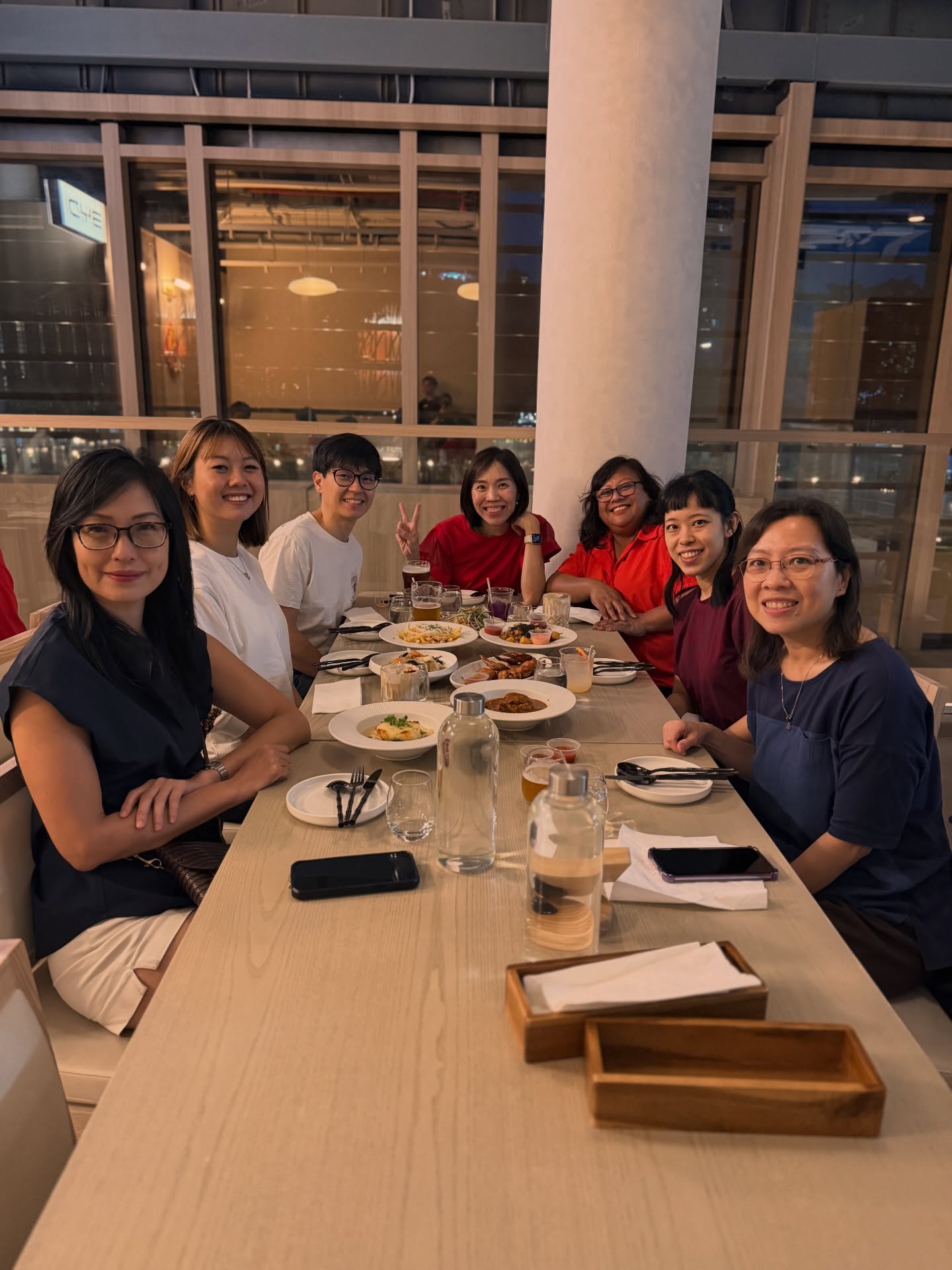 Our yearly reunion dinner with #TeamExodus 🌸✨💫
Wishing all of you a blessed Lunar New Year 🧧
To another year of progressive mobility, strength and wisdom in training your body! 🏋🏻♀️🤸🏻🏅
#betterthanbefore #strongerthanever #physios #Massagetherapist