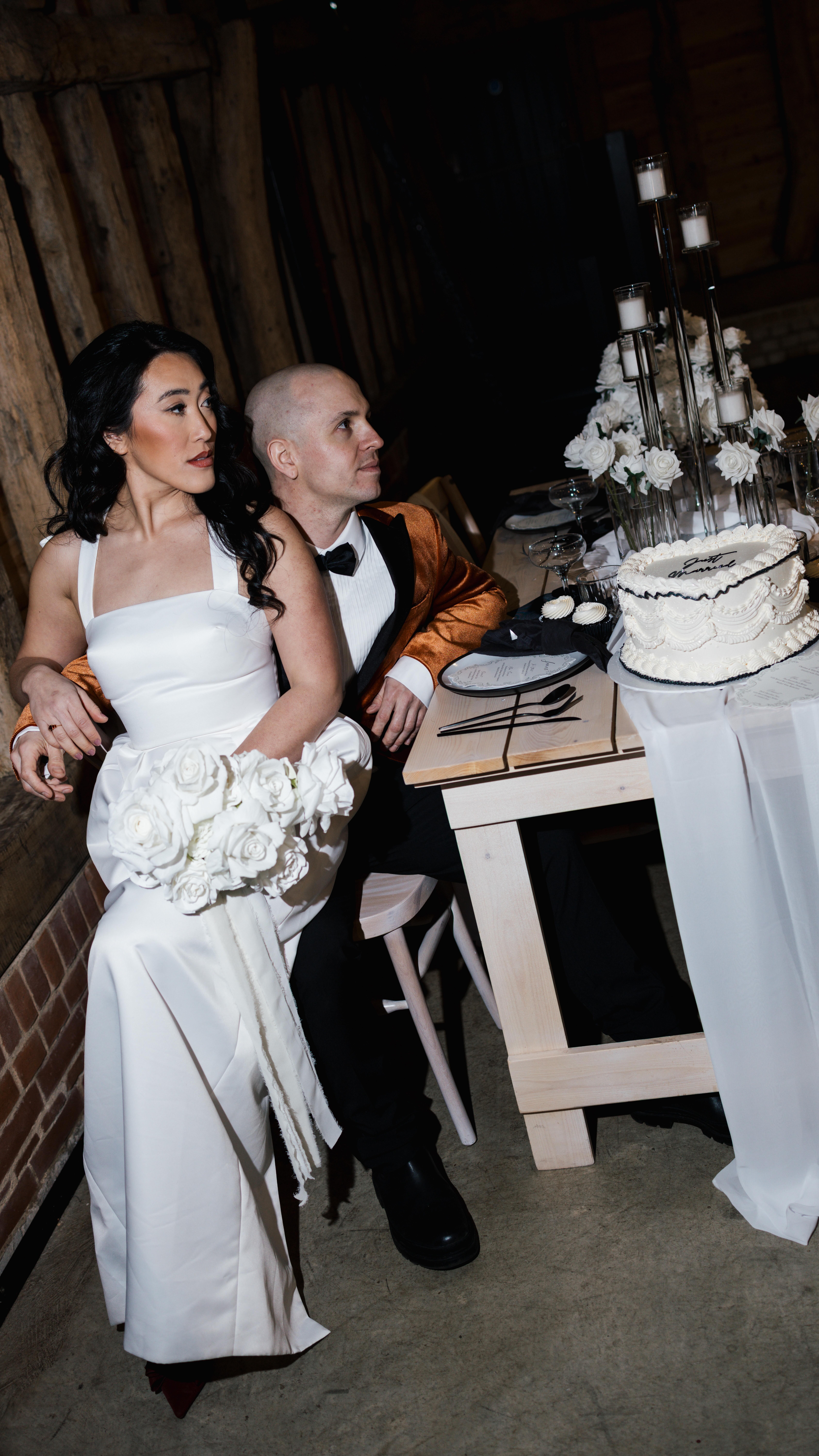 Behind the scenes of our Hollywood Glamour styled shoot at Sandon Manor!
A rainy day full of laughs, team work and creative energy!
My favourite kind ✨
CREATIVE TEAM:
@thehausofcma
@victoriaplusclaire
@daisydo.events
@thecakelabuk
@theforevercapturedstudio
@sr.themakeupartist
@sandonmanor
@laurelpikephotographer
@gmweddingplanning
@mallyscrafts
@yasmindang1
@toddsworth1
@thth_bridesmaids
@boohoomanofficial
#cambridgemakeupartist #essexmakeupartist #norfolkmakeupartist #peterboroughmakeupartist #stevenagemakeupartist