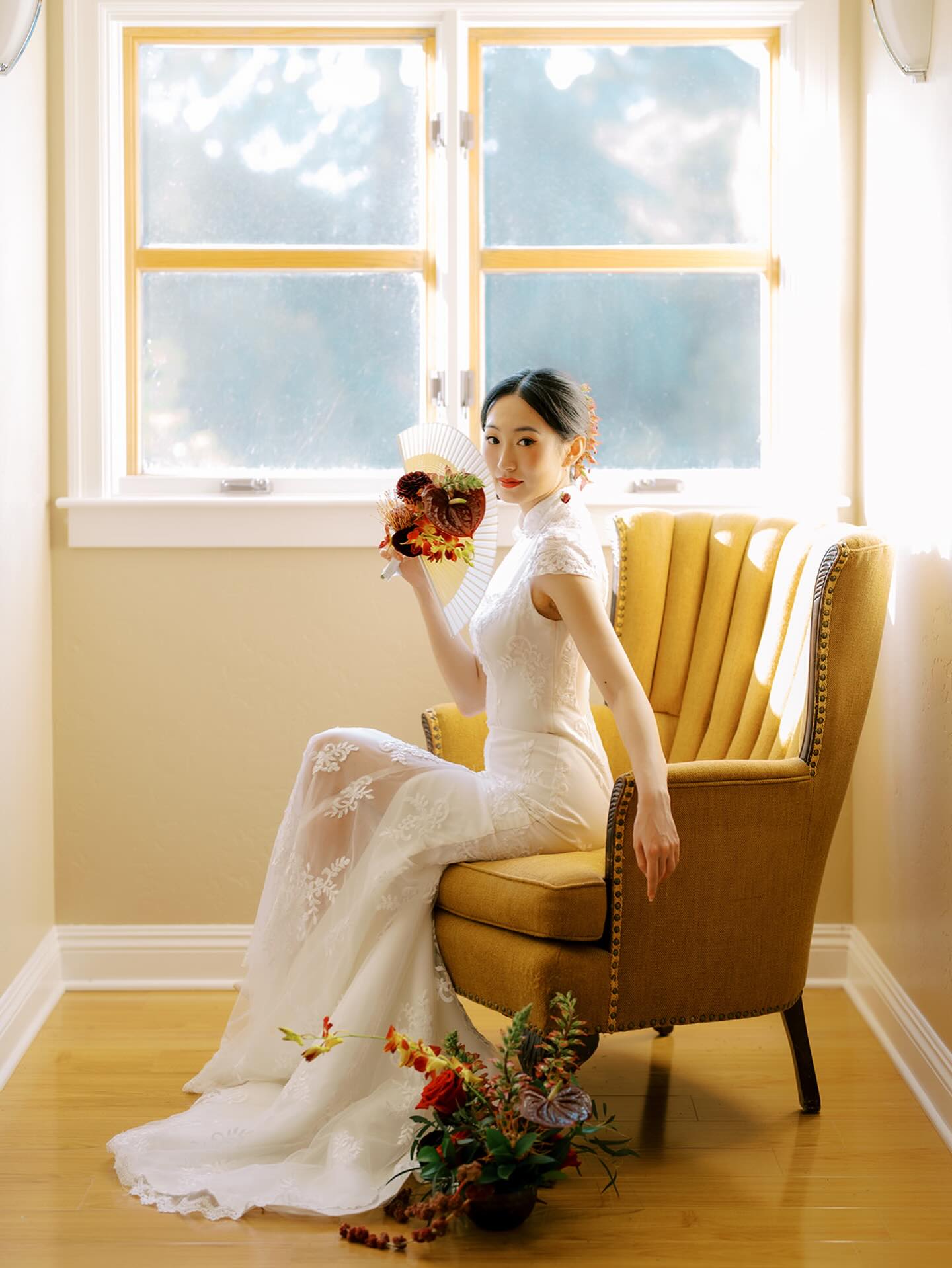 Happy Lunar New Year!!!
.
.
.
.
.
MUA @soyimakeup
Photo @proj.story
Model @rita.zrx
Planner @westcoastheartfelt
.
.
.
#bayareaflorist
#lunarnewyear
#floralart
#weddingbouquet
#campbell