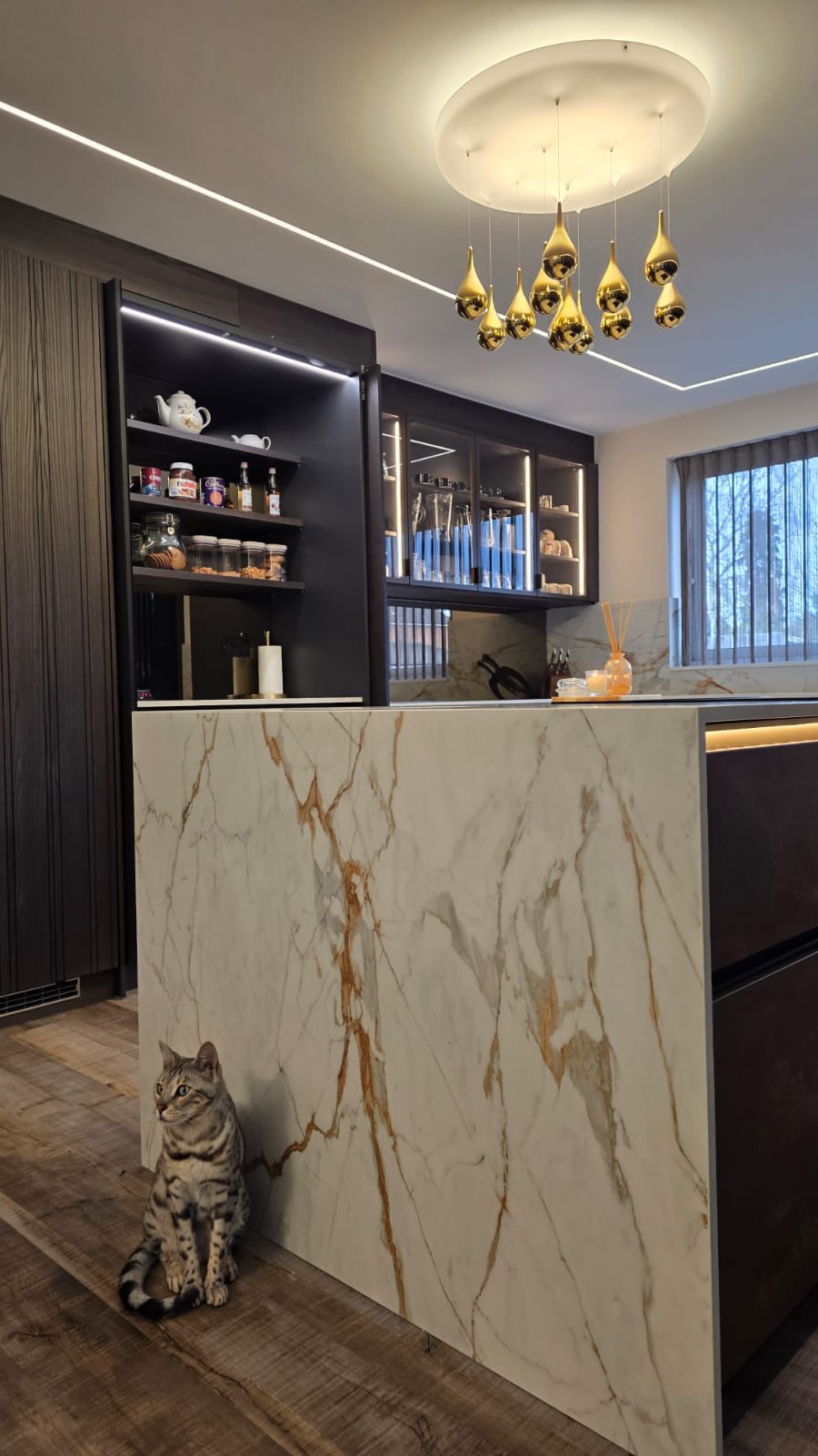 Not just a renovation. A complete elevation.
Designed. Supplied. Installed. @shethsinteriors
#kitchendesign
#interiordesign
#LuxuryInteriors
#HomeRenovation
#ModernKitchen