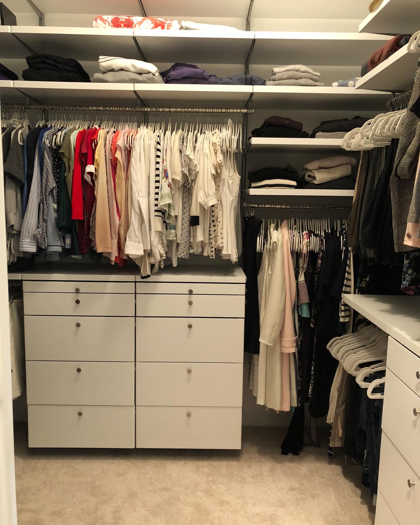 Wanted to share this Super Closet as I’m watching the big game! 🤩🏈
This closet has it all! Plenty of hanging space, drawers & shelves & I’m so blessed that my client trusted me to create this beautiful space for her!! 🥰
#biggame #supercloset #beautifulspace #perfectlyplaced #perfectlyplacedllc
