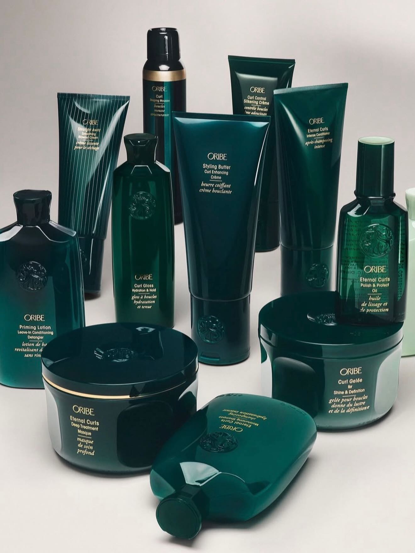 Oribe Eternal Curls Collection ✨💚
We’re officially carrying the “New” Oribe Eternal Curls Collection — a complete ritual designed to enhance, define, and protect every curl pattern, from soft waves to tight coils.
At Blush, we don’t just style curls — we educate you on how to care for them at home. 🤍
This collection delivers:
• Moisture without heaviness 💧
• Long-lasting definition ✨
• Touchability + shine 🌟
• Frizz control that actually lasts 🙌🏻
Each formula restores the natural beauty of your curls while keeping them bouncy, healthy, and beautifully defined.
Available now at Blush:
• Moisturizing Shampoo
• Intense Conditioner
• Deep Treatment Masque
• Priming Lotion Leave-In
• Polish & Protect Oil
If you’ve been struggling with dryness, frizz, or curls that won’t hold — this is your sign. 💌
Ask your stylist at your next visit to build your custom curl routine.
Luxury curl care has officially arrived 💚
#BucksCountySalon
#YardleyHair
#BucksCountyHair
#CurlyHairSpecialist