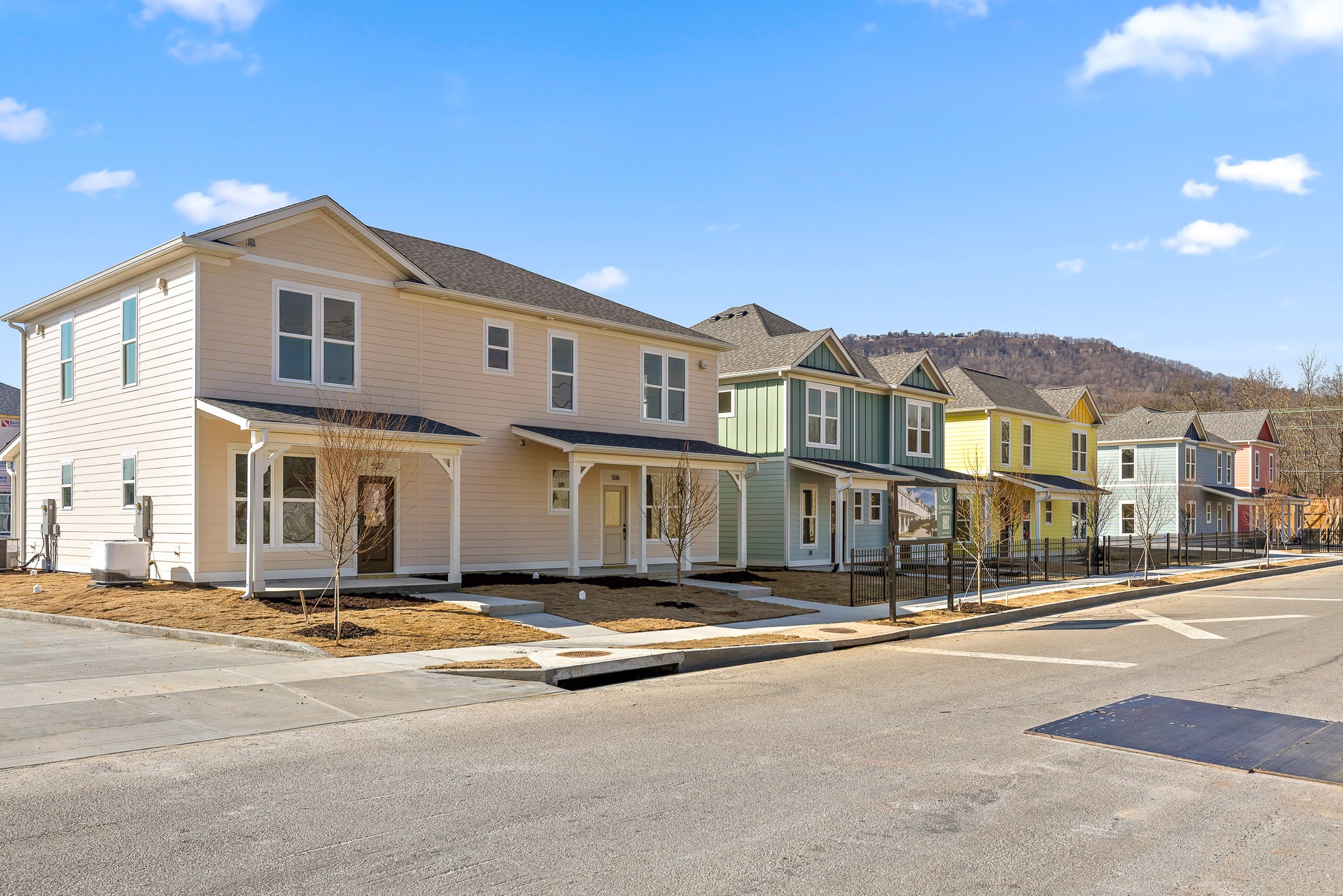 New images are in from our Alton Park project in Chattanooga!
This project perfectly illustrates the amazing imact that thoughtful design and construction practices can have on the attainable pricepoint of homes. It is possible to achieve housing attainability without subsidies!