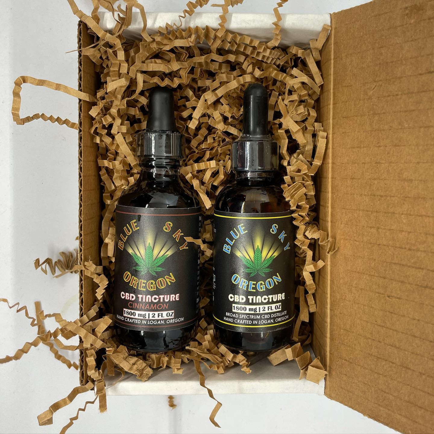 Check out our new Full Spectrum Cinnamon CBD Tincture, arriving just in time for the cold weather! The great CBD you love with a wonderful hint of Cinnamon. You can find it, and all of our tinctures, for 25% off on our online store! Use promo code “HolidaySale” at checkout! 🛒 🎁
