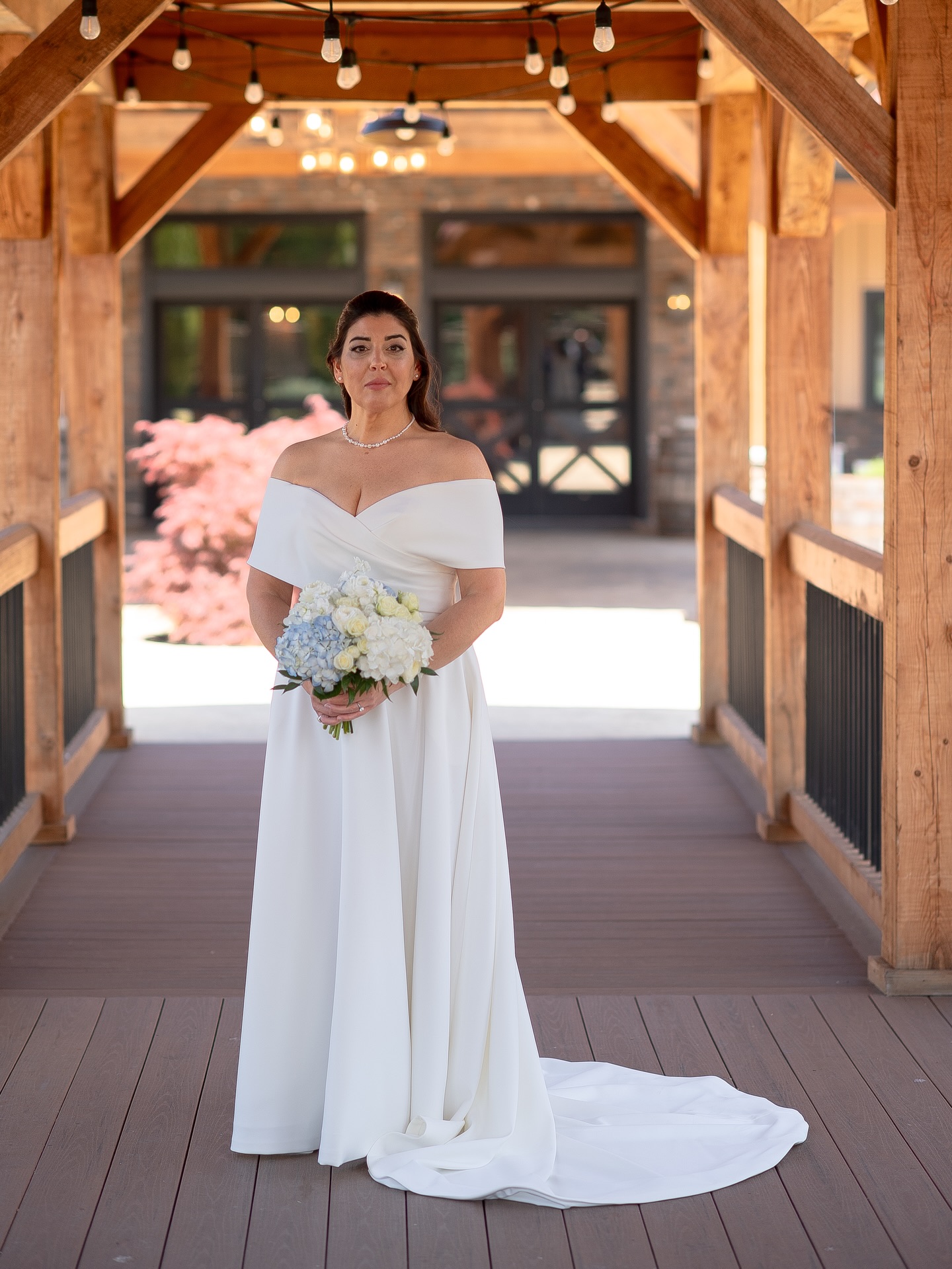 Still swooning over Patti’s perfect day 🤍
The glow, the gown, the happiness… everything came together so beautifully at @talloaksresort
Thank you @toddhcarlson for capturing these unforgettable moments.
#WeddingBliss #RealWedding #BrideGoals #TallOaks