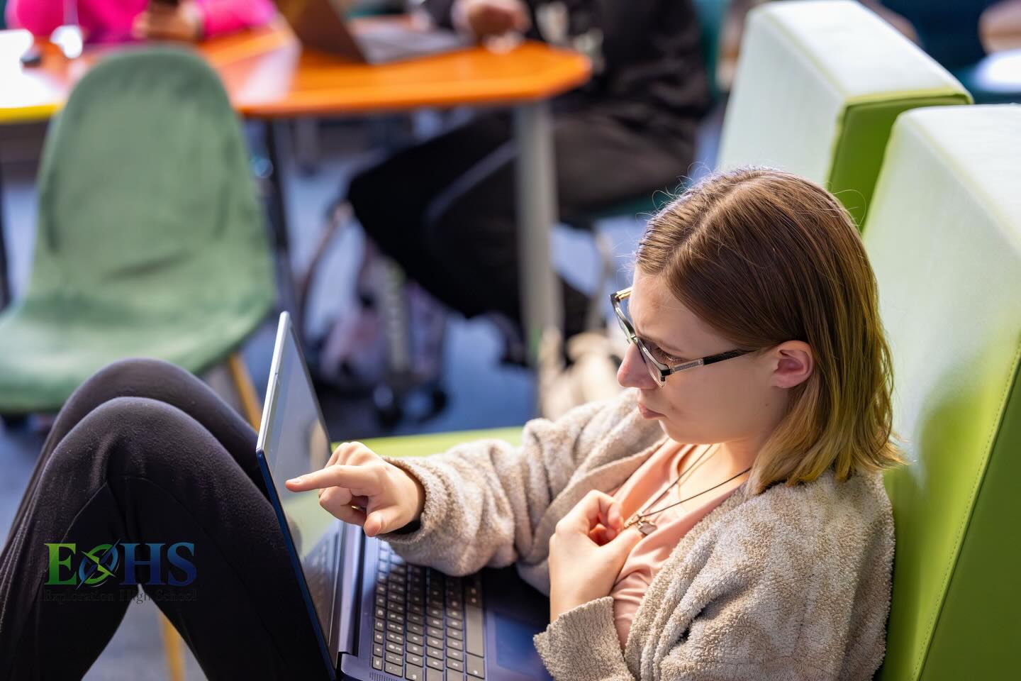Hard work. Big dreams. Positive vibes.🔥That’s the EXHS way. Our students bring the hustle and the heart every single day, and it shows in everything they create and accomplish. We see your effort, we celebrate your growth, and we are beyond proud of the incredible humans you’re becoming 💪✨
📸 @revolutionstudiosmn
#ProjectBasedLearning #HandsOnLearning #StudentSuccess #FutureReady #EducationThatInspires
