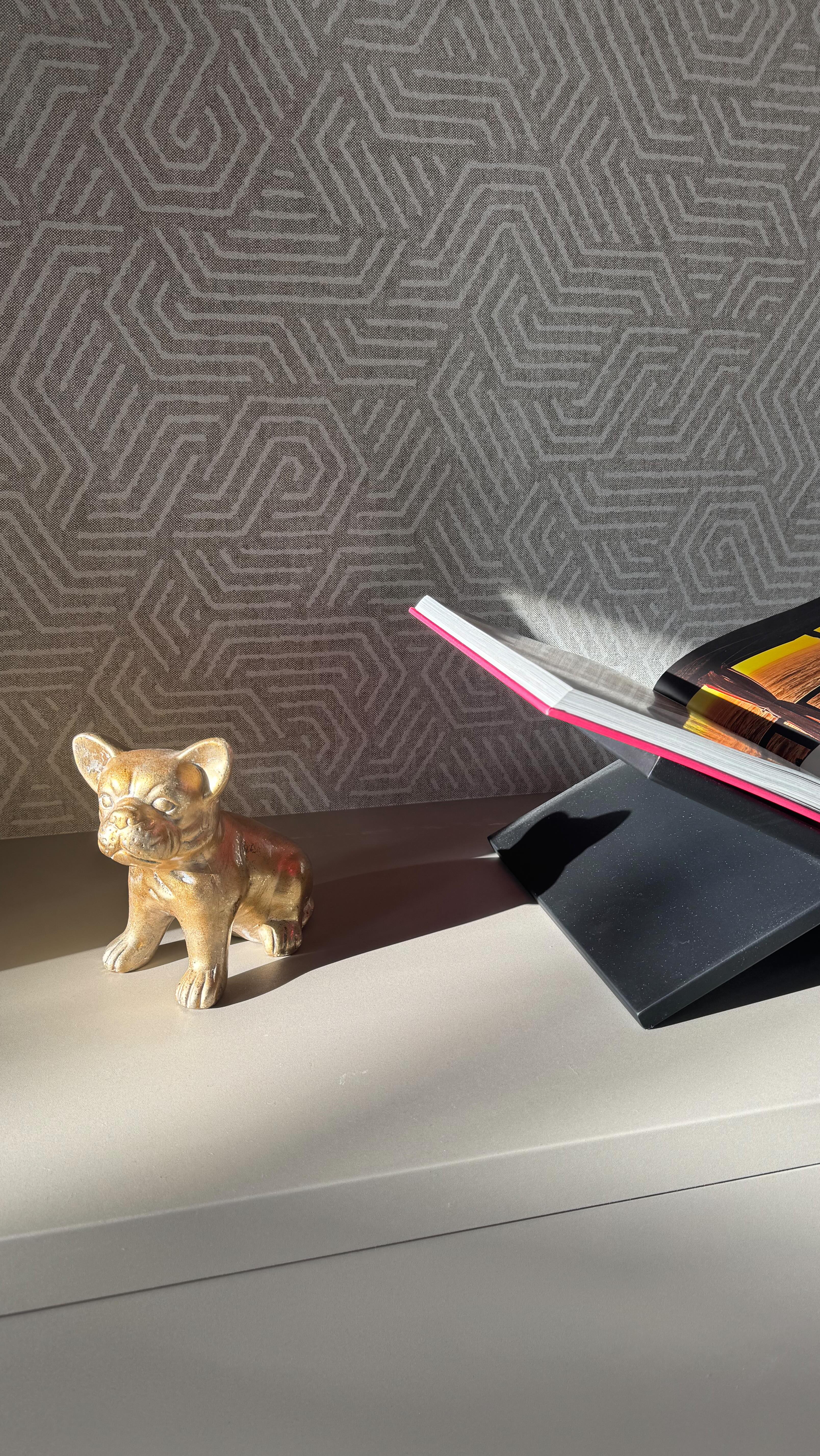 Project Veldhoven ✨
Elke woning vraagt om een eigen aanpak.
Hier kozen we voor zachte kracht: warme tinten, subtiel behang en een rustige uitstraling.
Sterke basis.
Warme kleuren.
Behang met karakter.
Rust in het geheel.
Behang @artewalls
Verf @labcolourtheworld